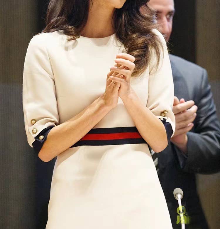 DR0259L Chic Mid-Sleeve Round Neck Dress - Elegant Style