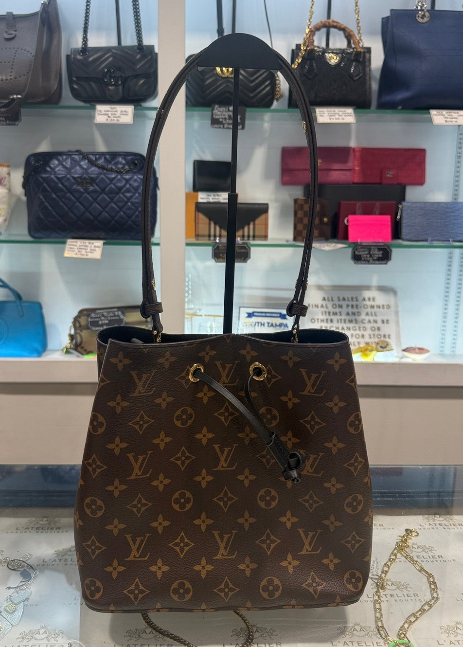 Louis Vuitton Néonoé Shoulder Bag - Luxury Pre-Owned