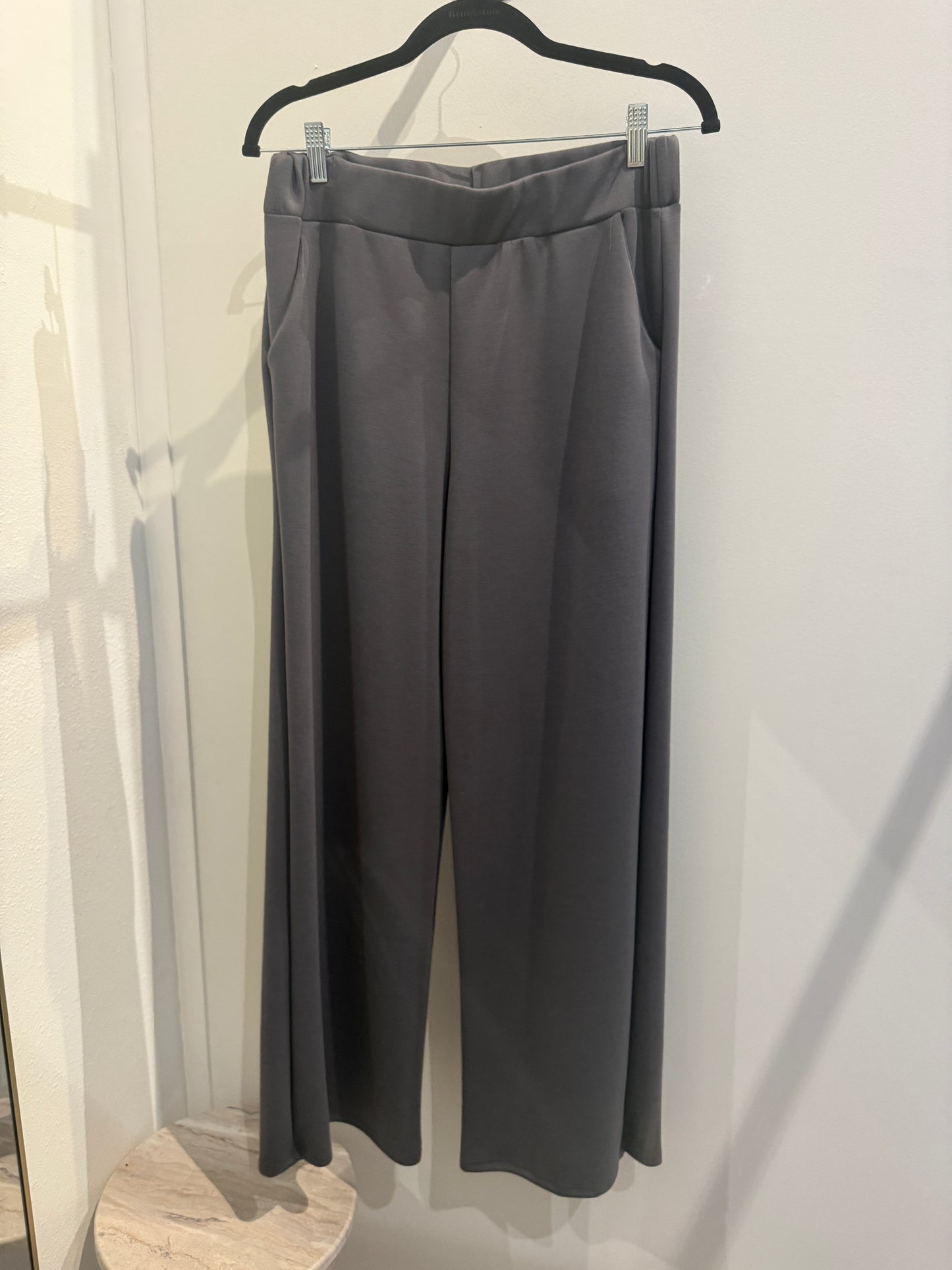 Ariella Soft Scuba Lounge Pant Charcoal (L)