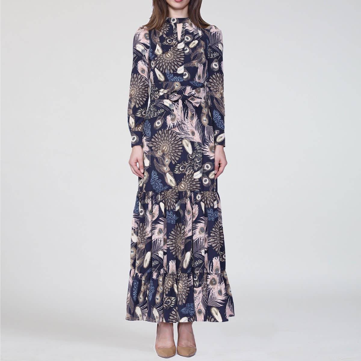 Bohemian style long dress with ruffles and feather print