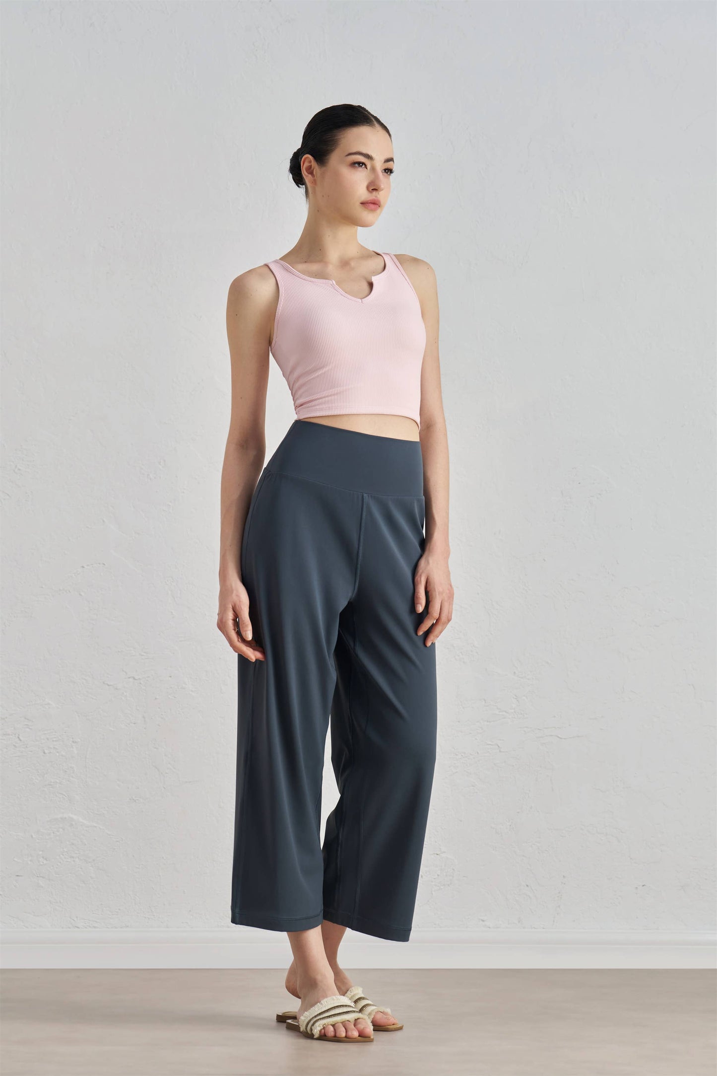 Hera Molded Cup Ribbed Everyday Tank Top