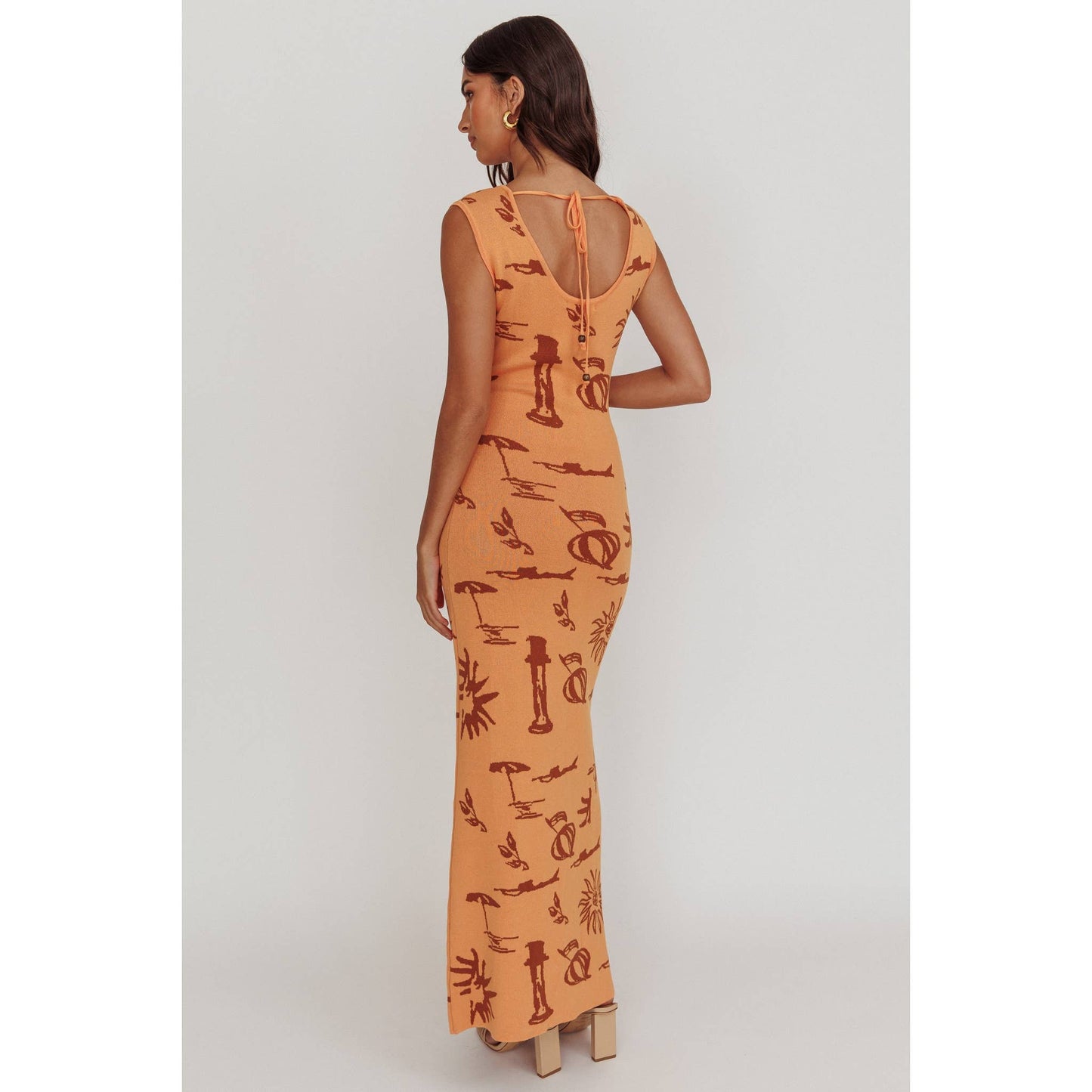 SLEEVELESS OCEAN VIBES MAXI DRESS