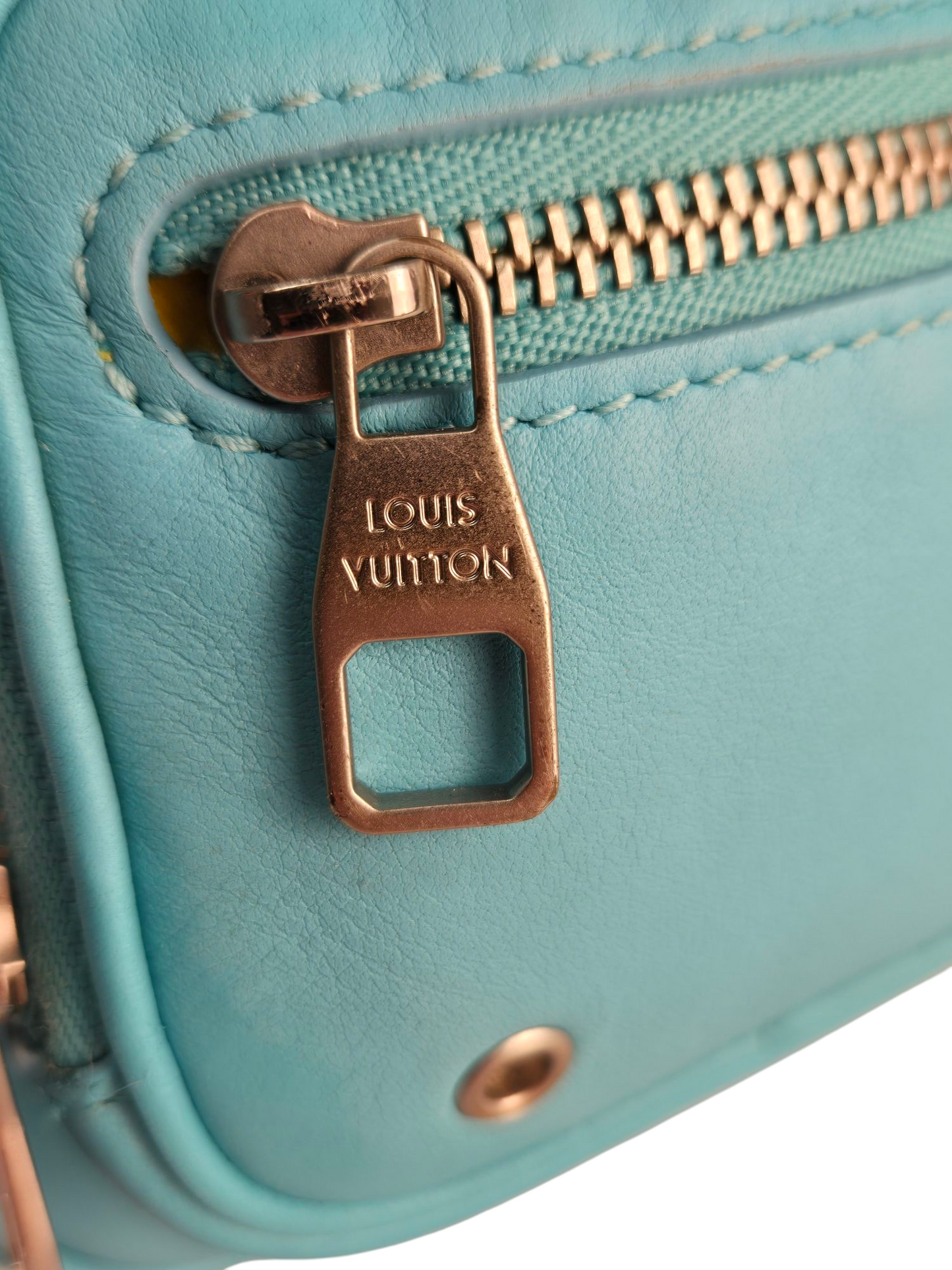 Louis Vuitton Utility Crossbody Pre-owned