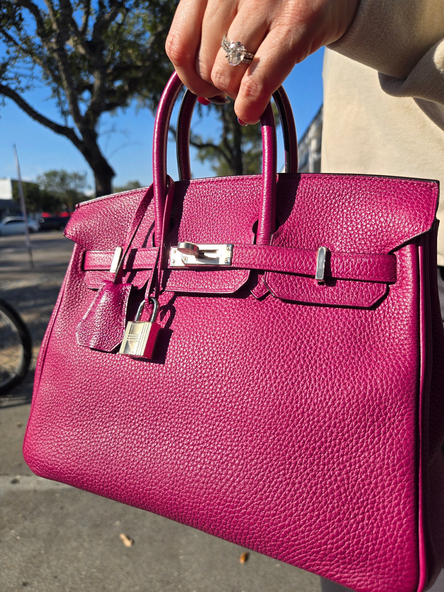 Hermes Berkin 25 - Luxury Preowned