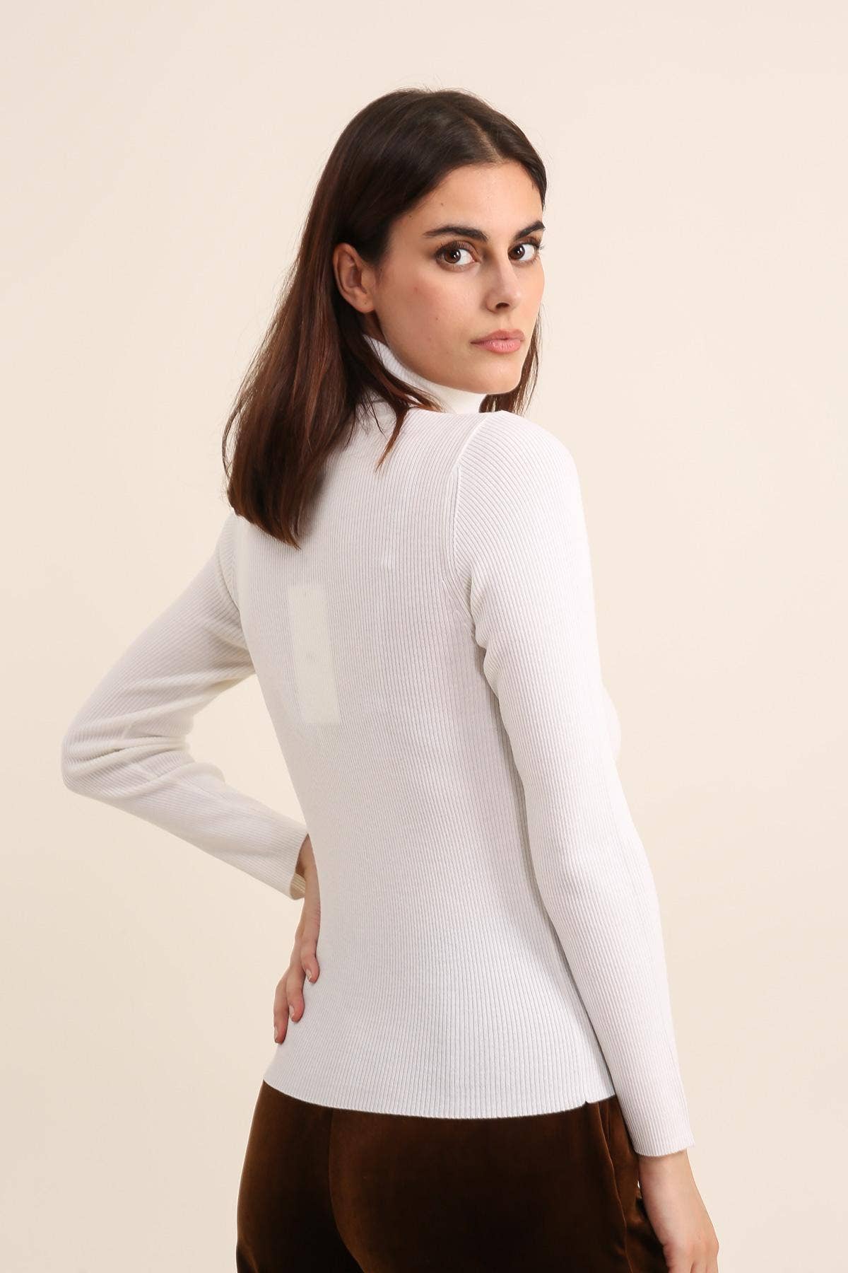 Ribbed turtleneck sweater in wool and lurex