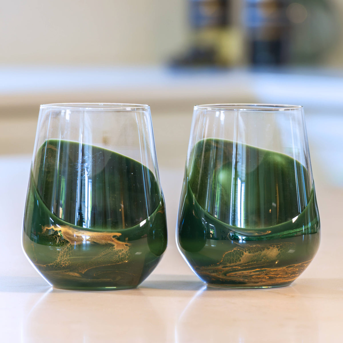 Lynn & Liana Designs Resin Accented Wine Glass Set