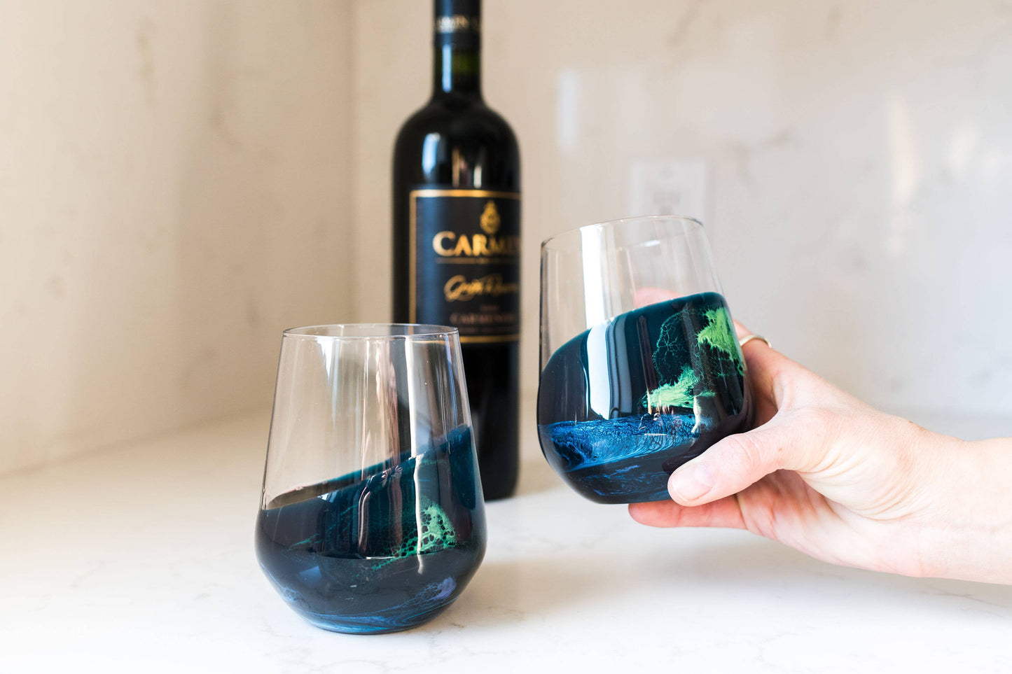 Lynn & Liana Designs Resin Accented Wine Glass Set