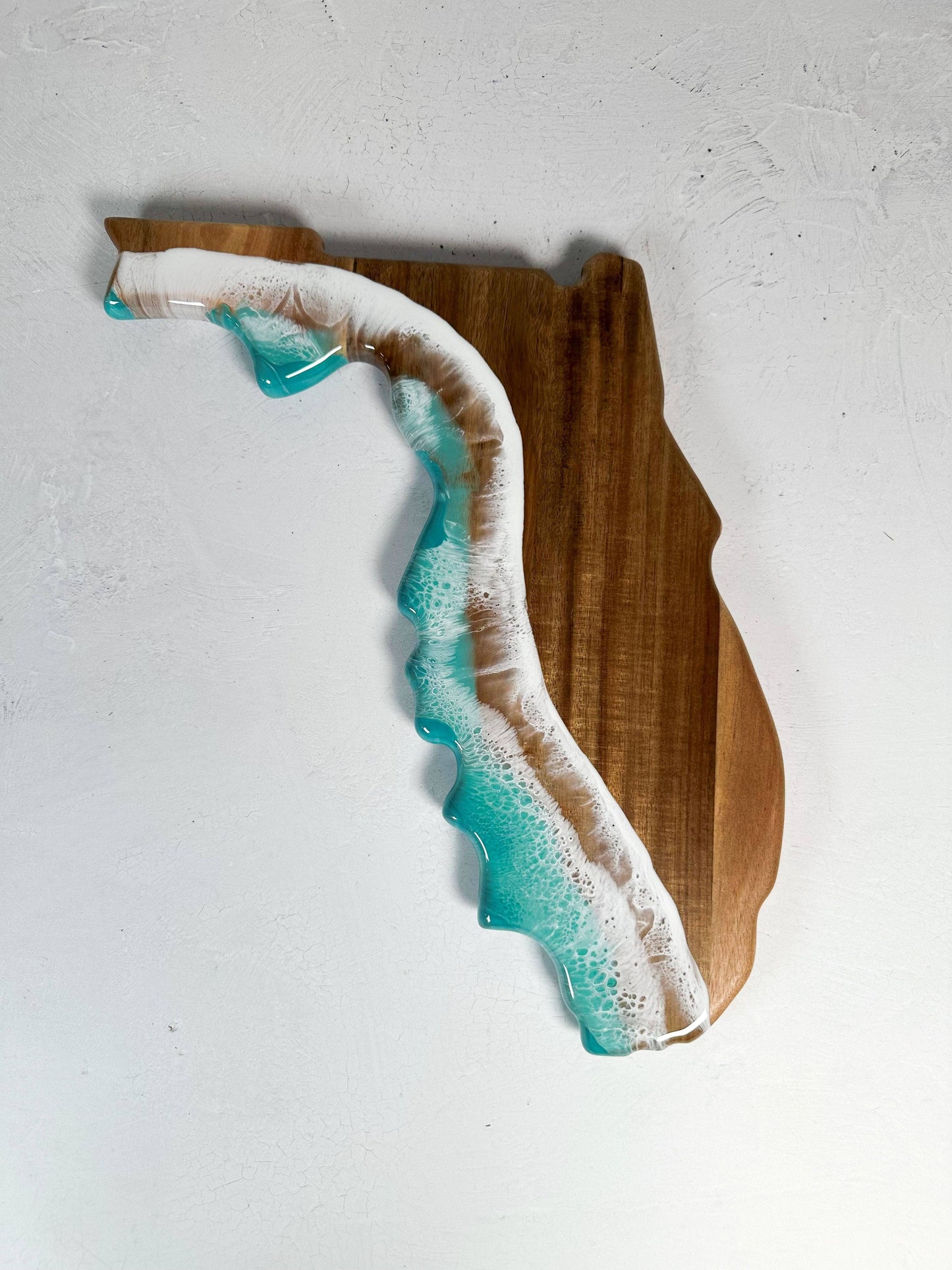 Lynn & Liana Designs State-Shaped Acacia-Resin Cheese Board