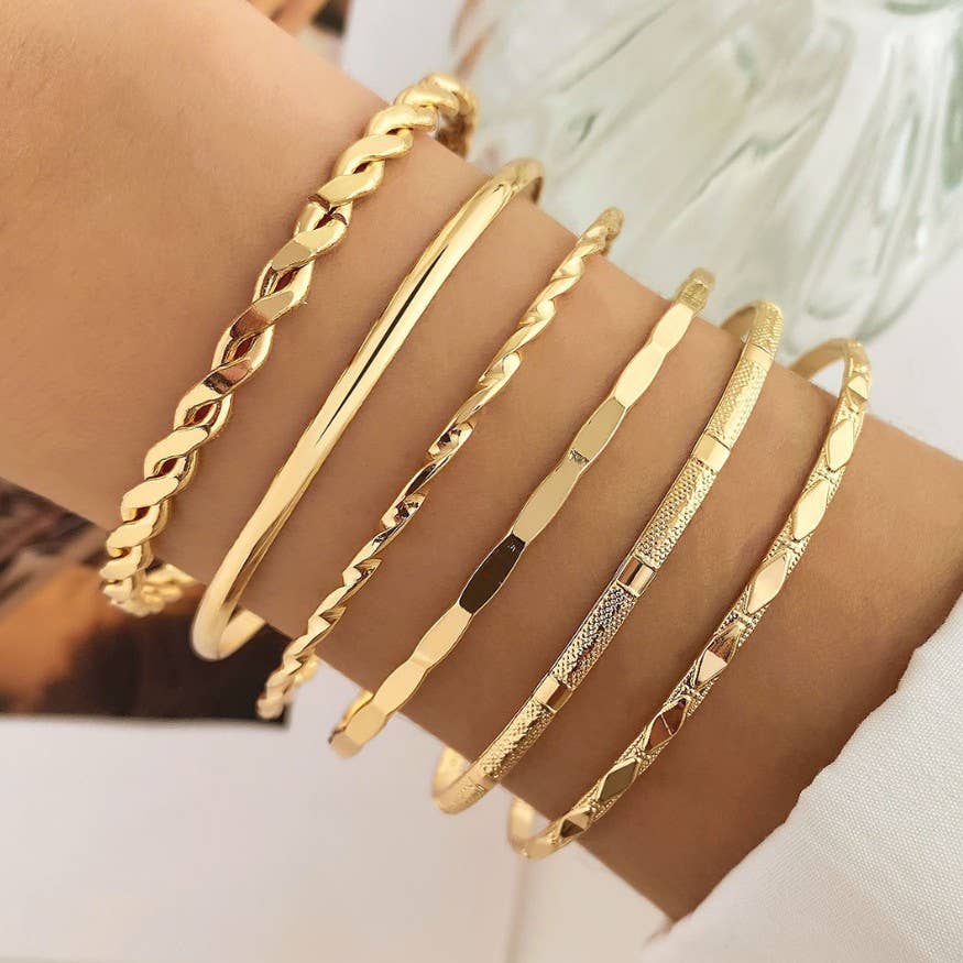 L'Atelier Collection Gold Layered Bangle Set