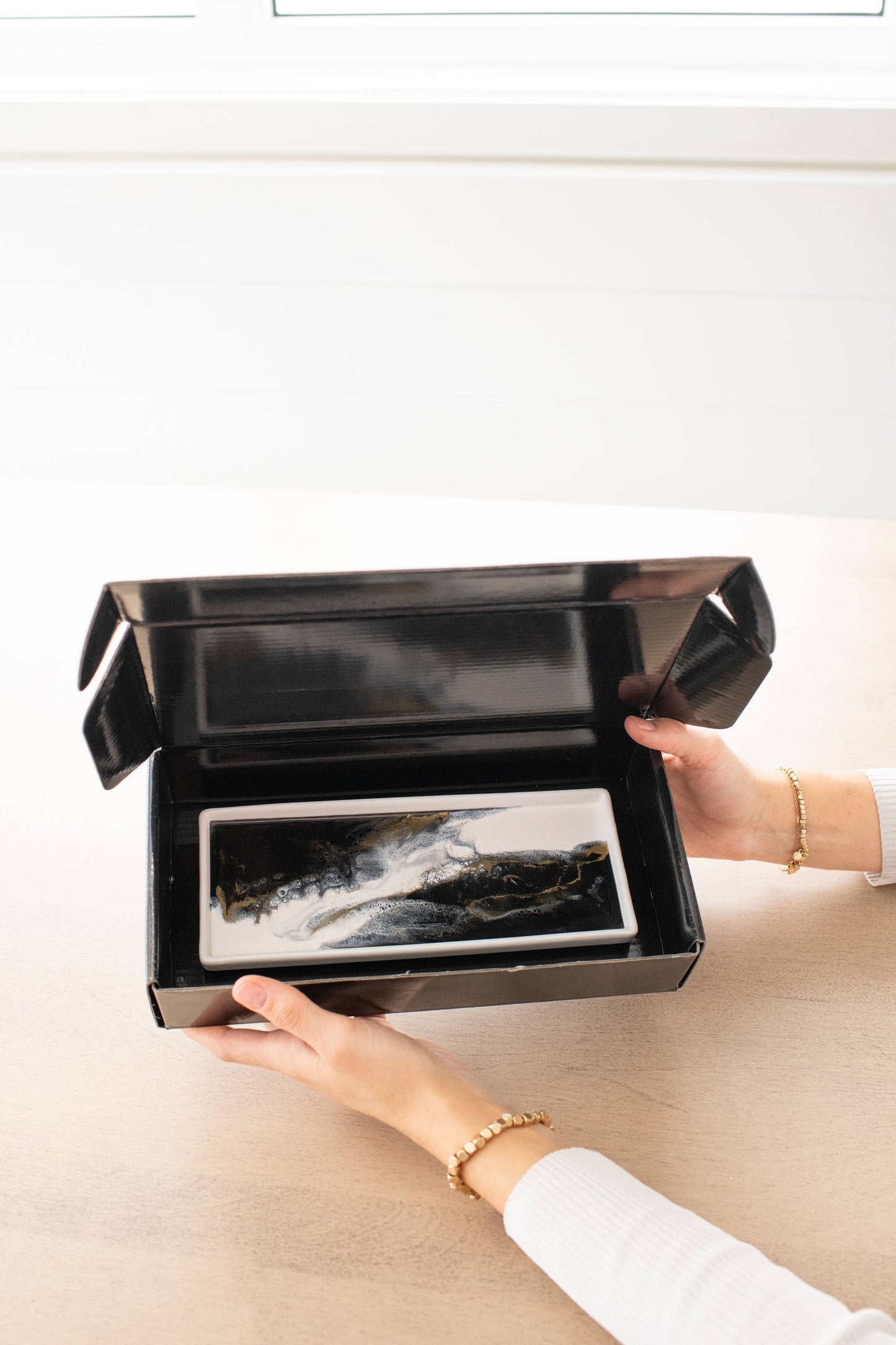Lynn & Liana Designs Small Resin Ceramic Resin Tray