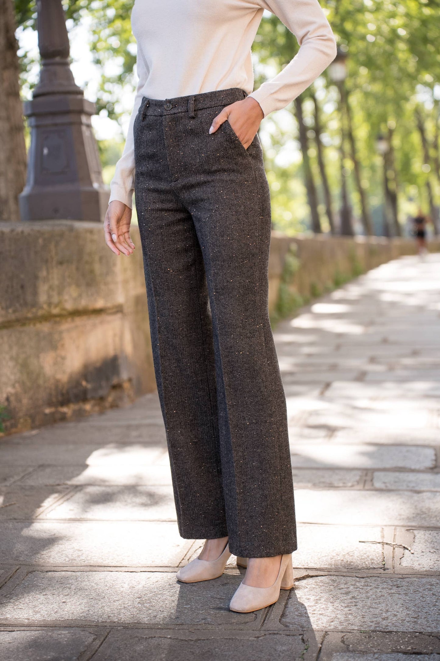 Straight Long Trousers in Herringbone Wool Blend