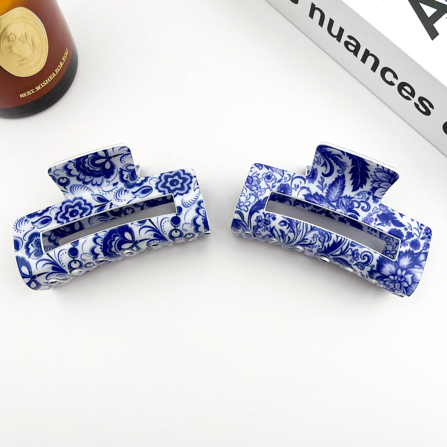 L'Atelier Collection Coastal Porcelain Claw Clip