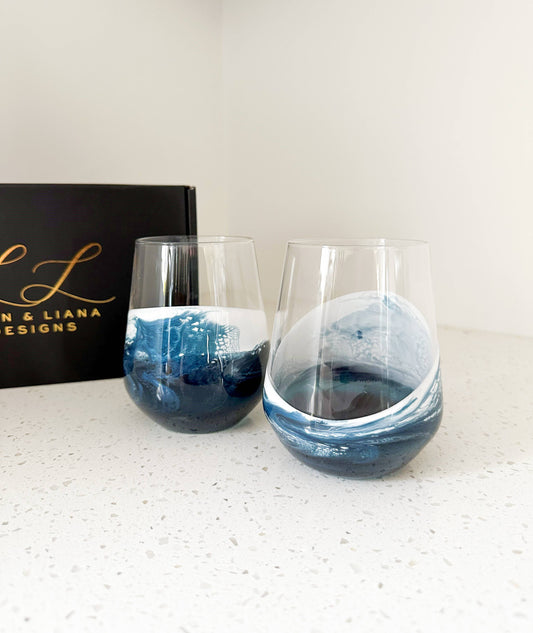 Lynn & Liana Designs Resin Accented Wine Glass Set