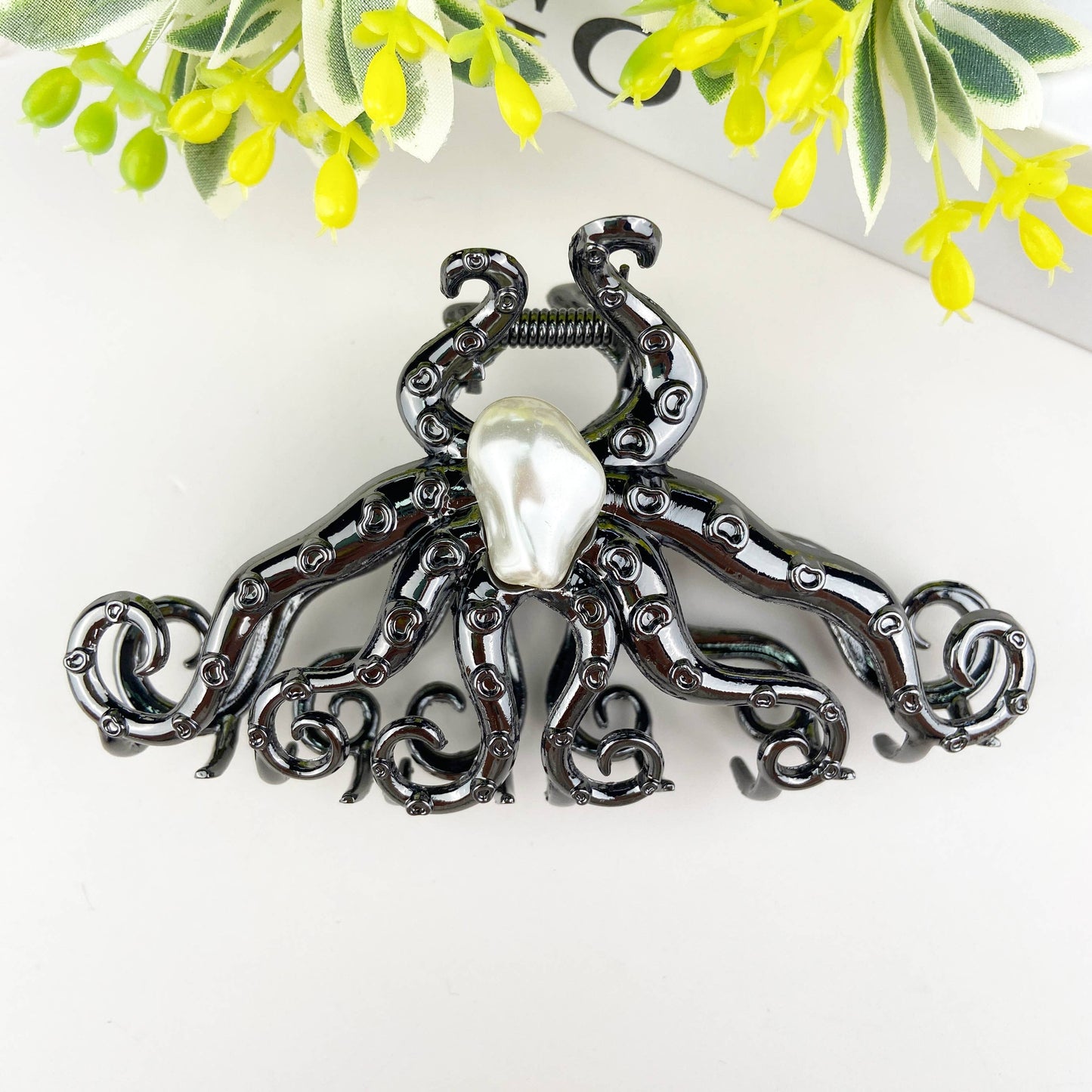 L'Atelier Collection Metal and Pearl Octopus Claw Clip