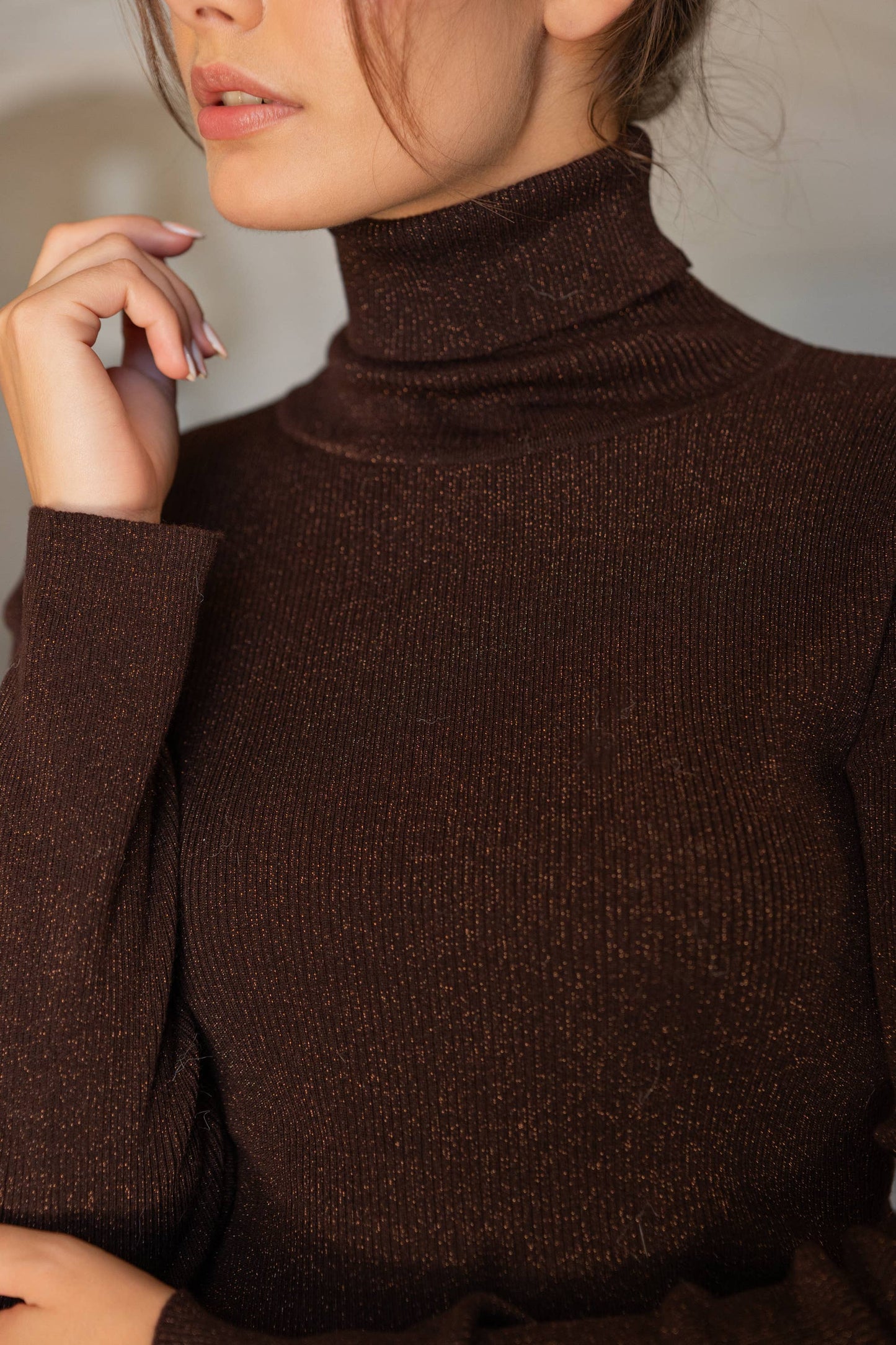 Ribbed turtleneck sweater in wool and lurex