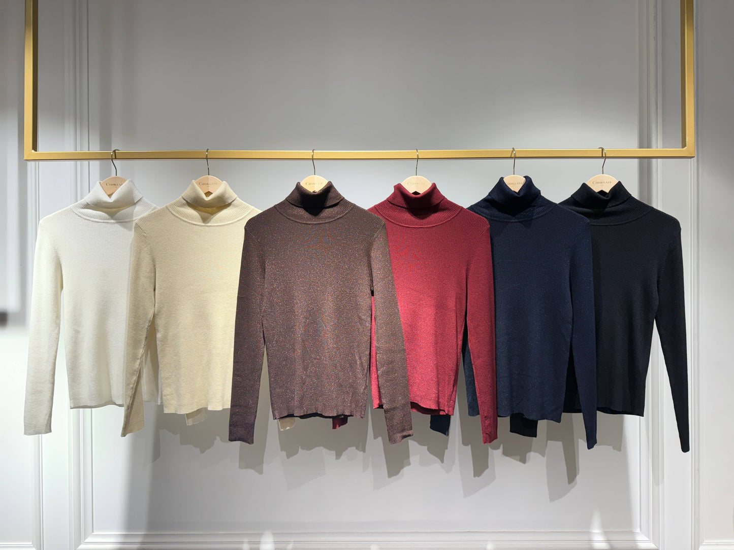 Ribbed turtleneck sweater in wool and lurex