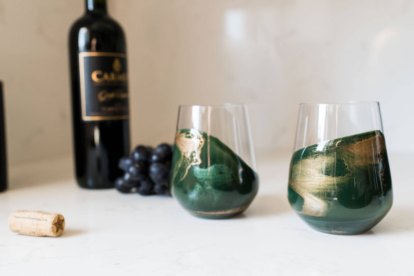 Lynn & Liana Designs Resin Accented Wine Glass Set