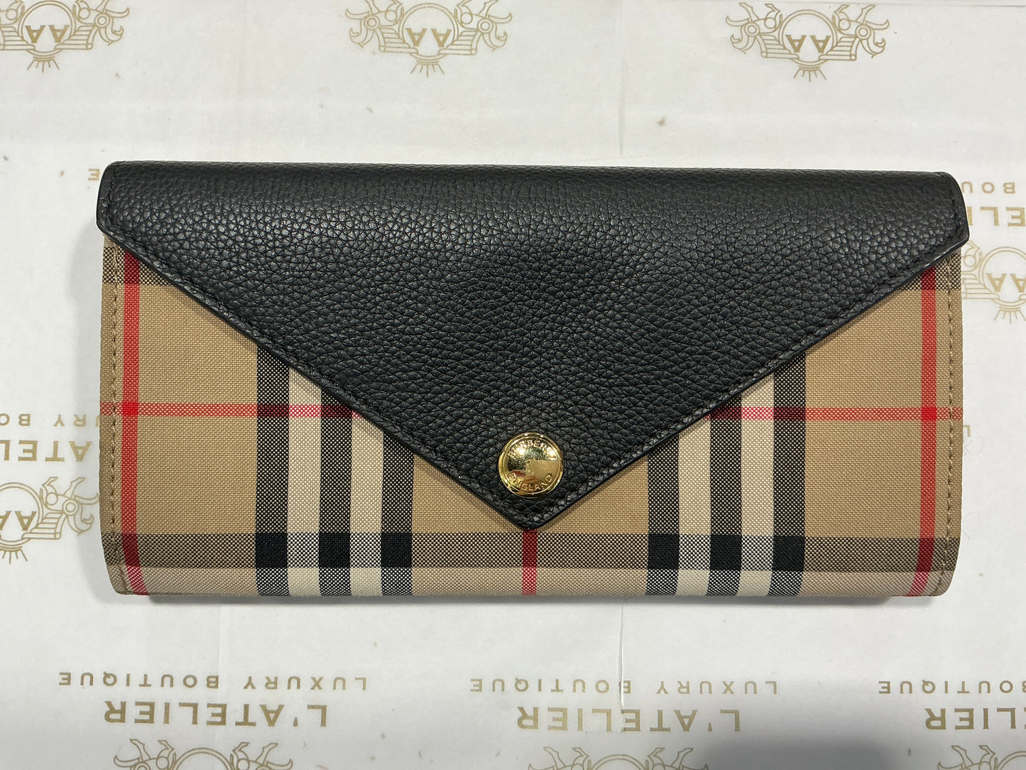 Burberry Continental Wallet - Luxury Pre-owned