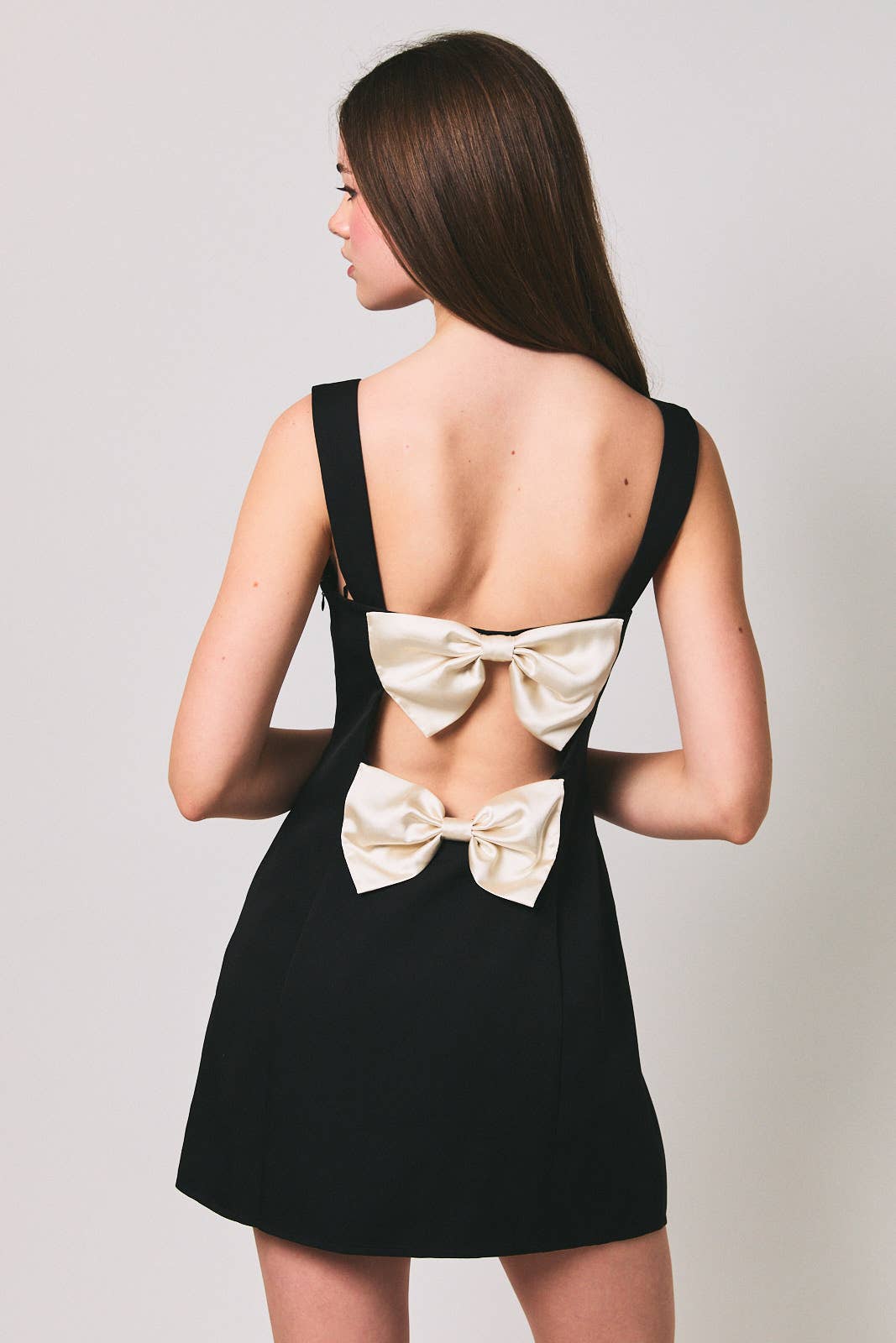 Le Lis Sleeveless Mini Dress with Bow Back