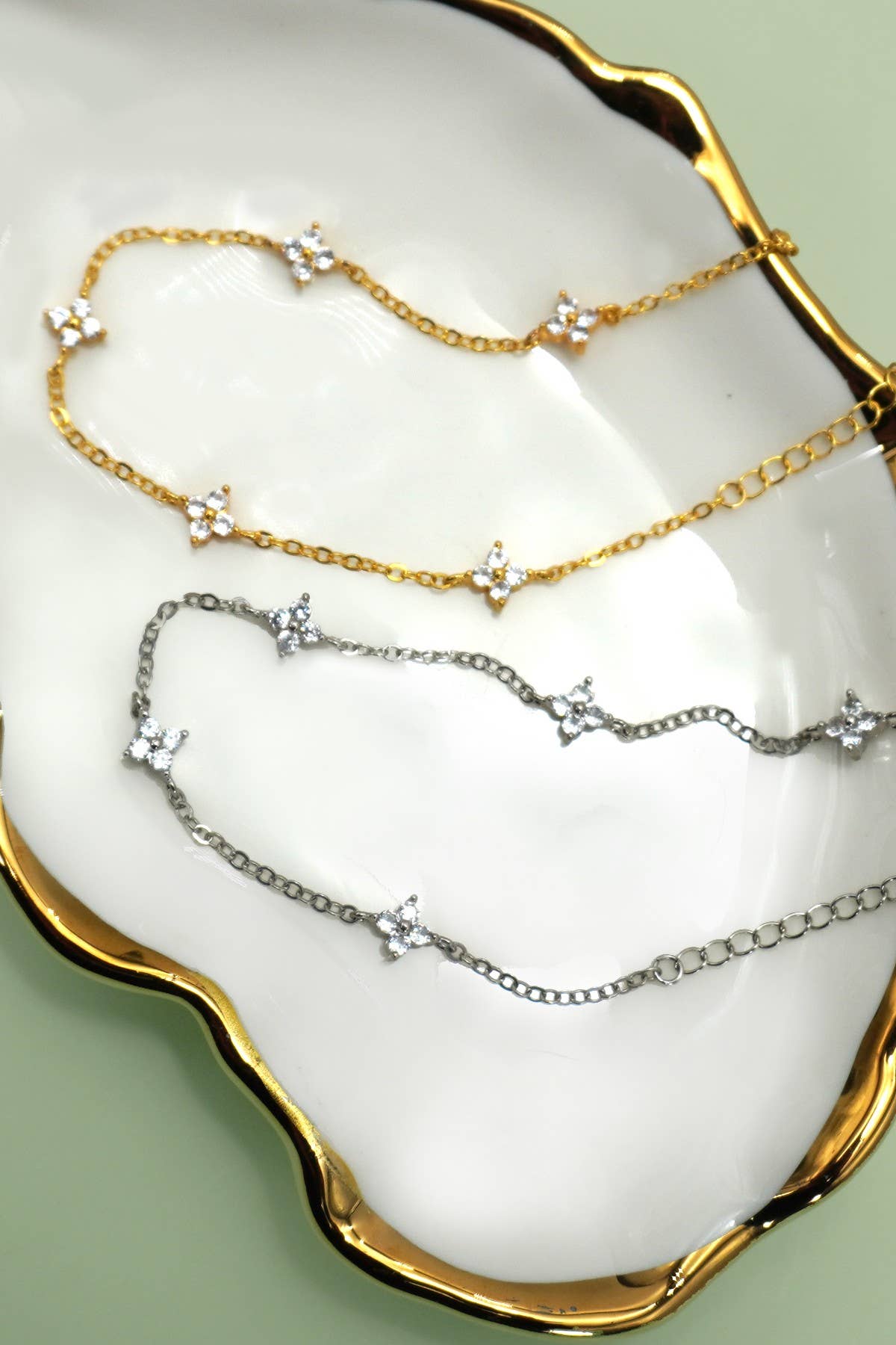 L'Atelier Collection Stainless Steel Flower Bracelet