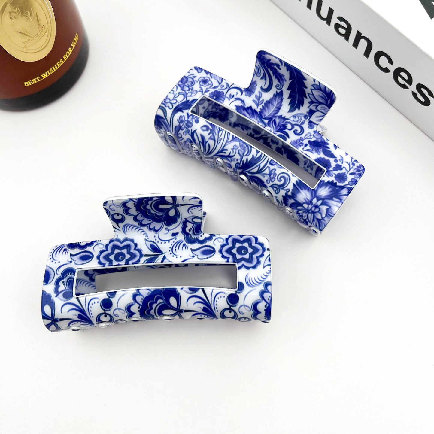 L'Atelier Collection Coastal Porcelain Claw Clip