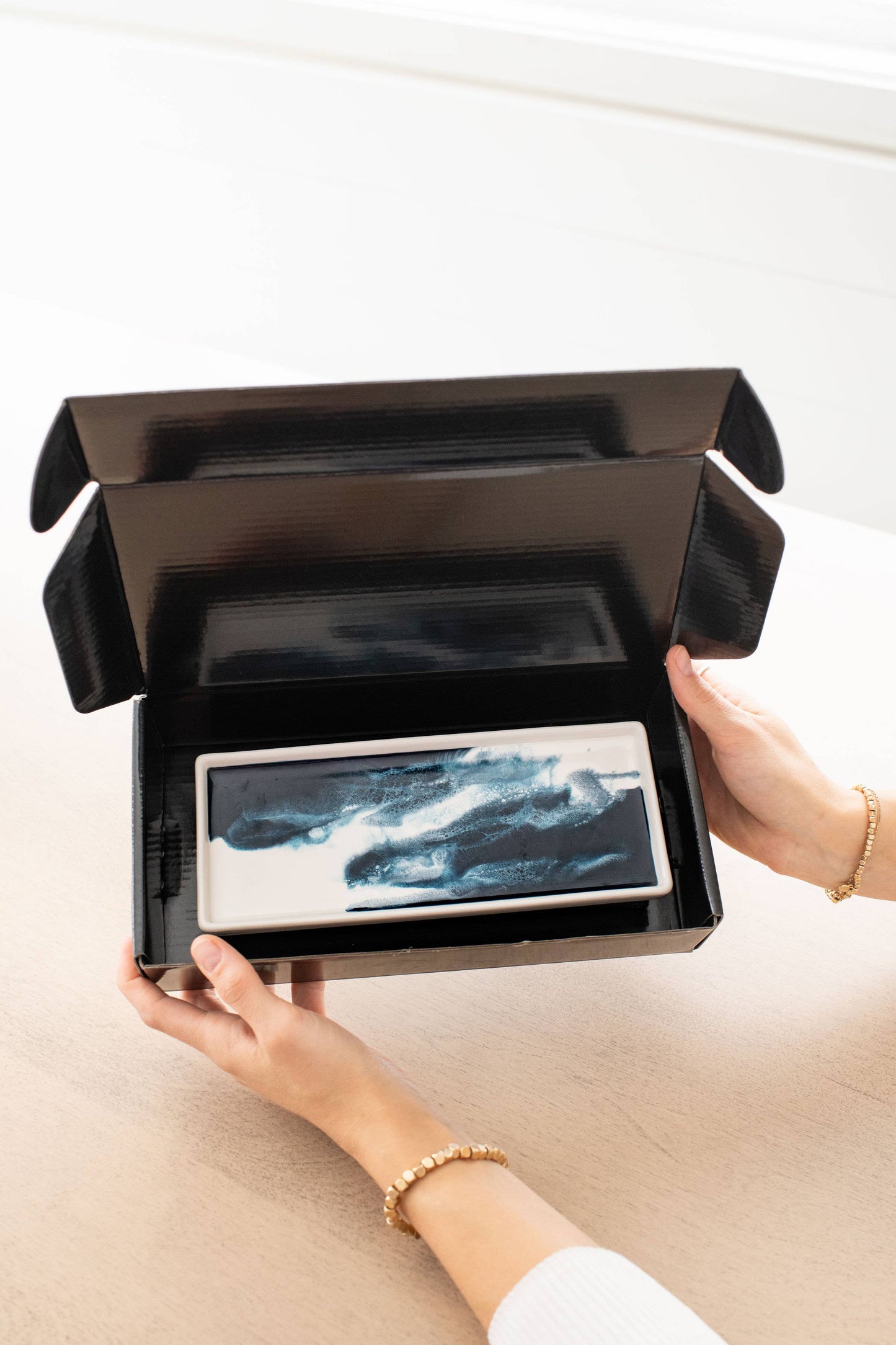 Lynn & Liana Designs Small Resin Ceramic Resin Tray