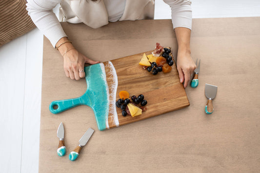 Lynn & Liana Large Resin Charcuterie Board