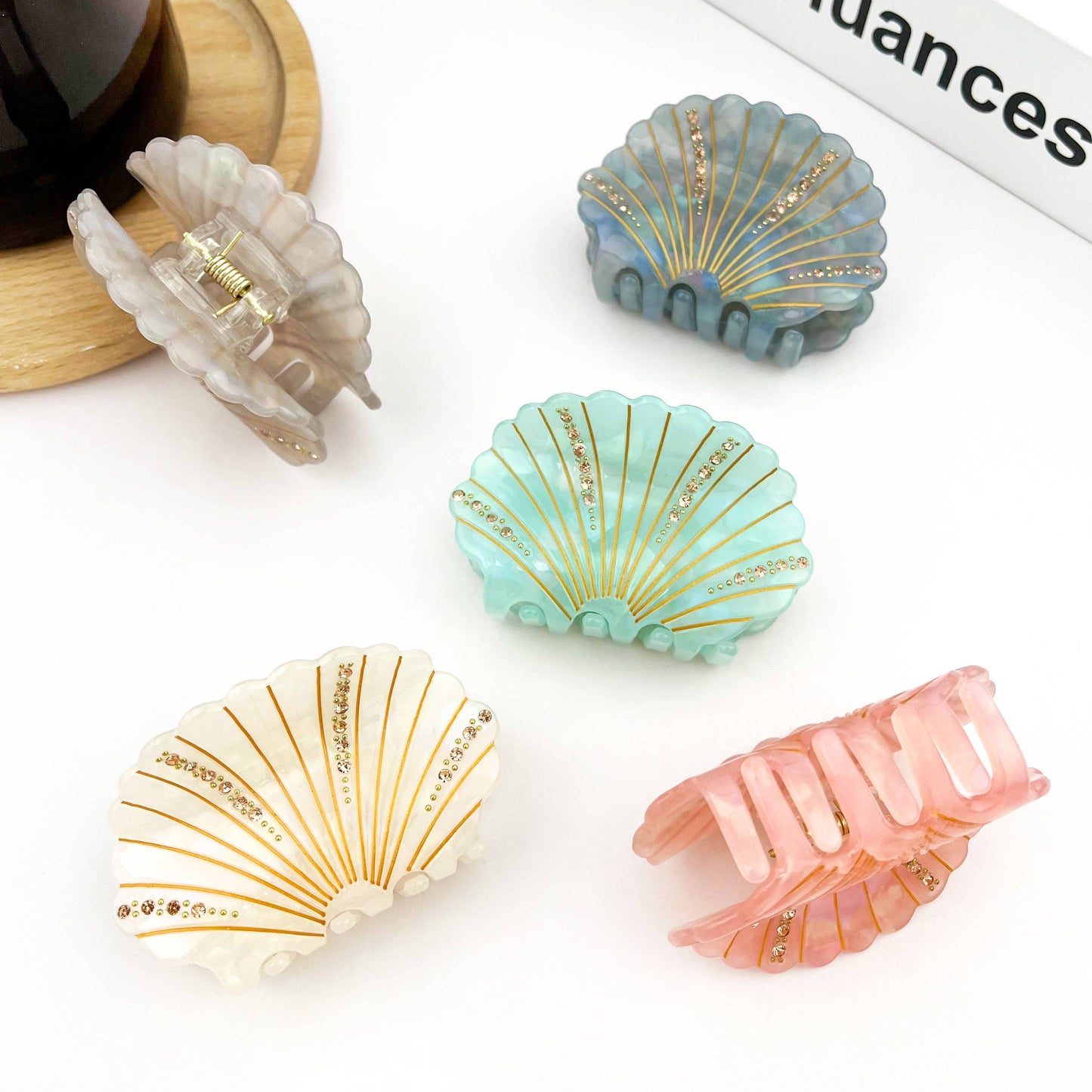 L'Atelier Large Bling Seashell Claw Clips