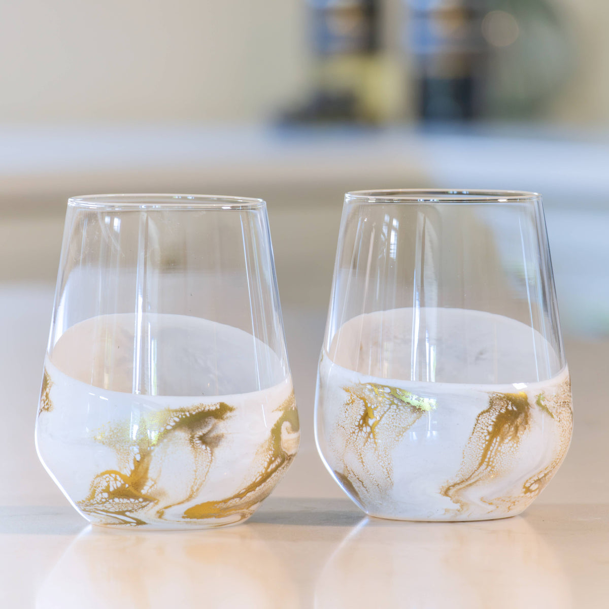 Lynn & Liana Designs Resin Accented Wine Glass Set