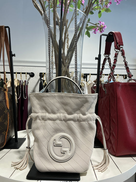 Gucci Blonde Mini Bucket Bag - Luxury Pre-owned