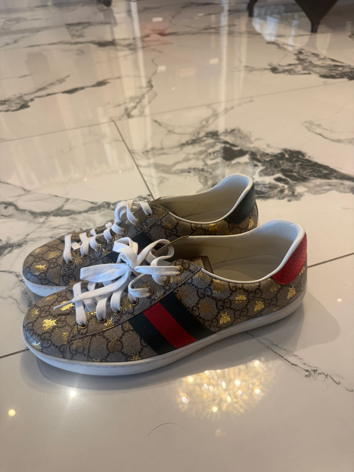 Gucci Men’s Ace GG Supreme Gold Bee Web Stripe Sneakers | Luxury Pre-Owned