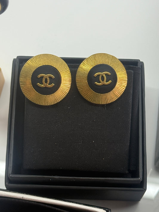 Chanel Vintage CC Clip On Earrings | Luxury Pre-Owned