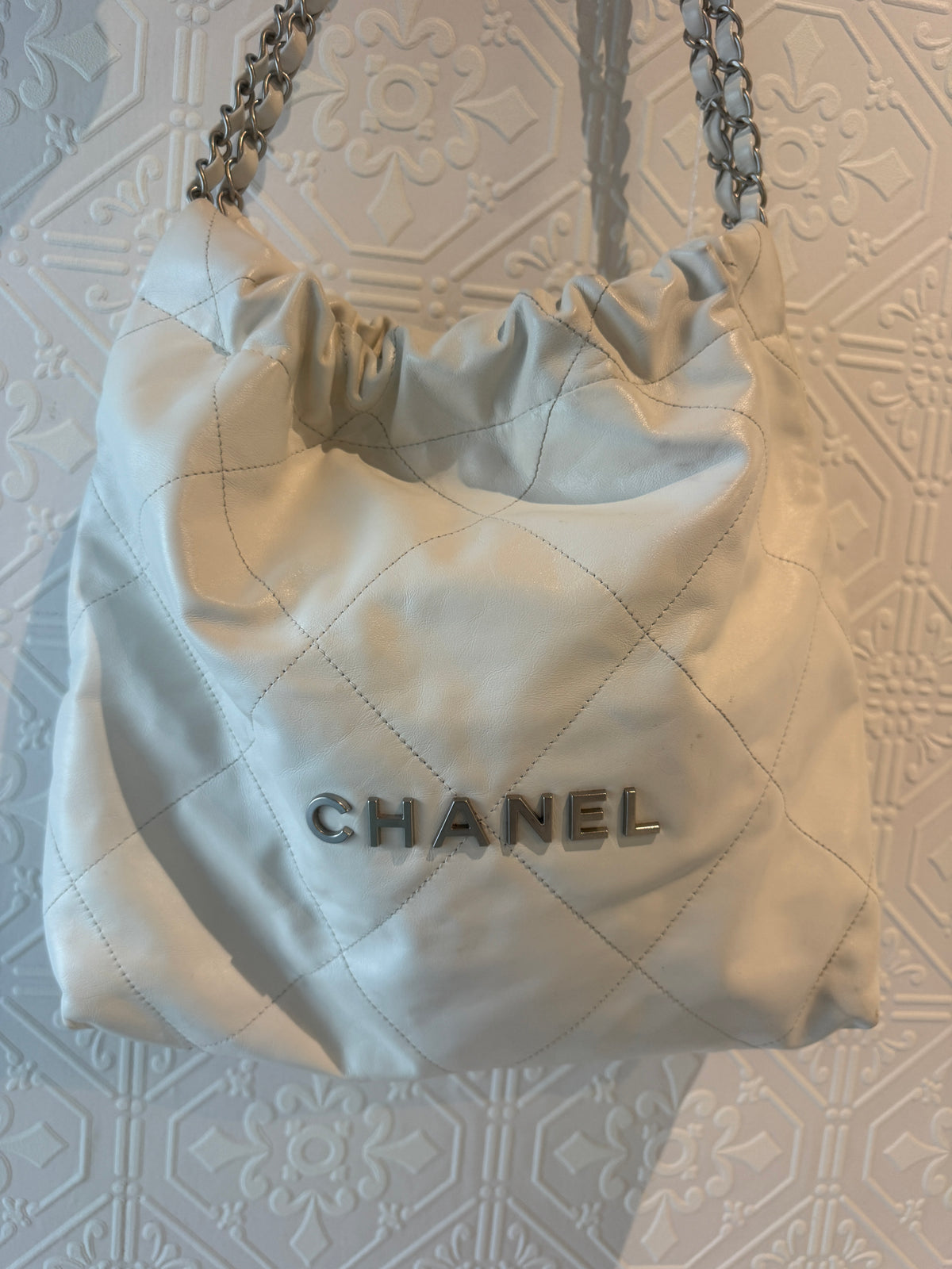 Chanel 19 in White | Luxury Pre-Owned | #276