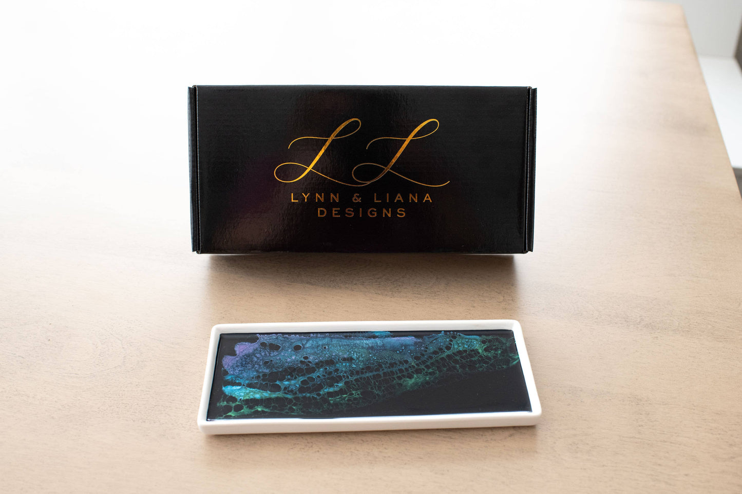 Lynn & Liana Designs Small Resin Ceramic Resin Tray