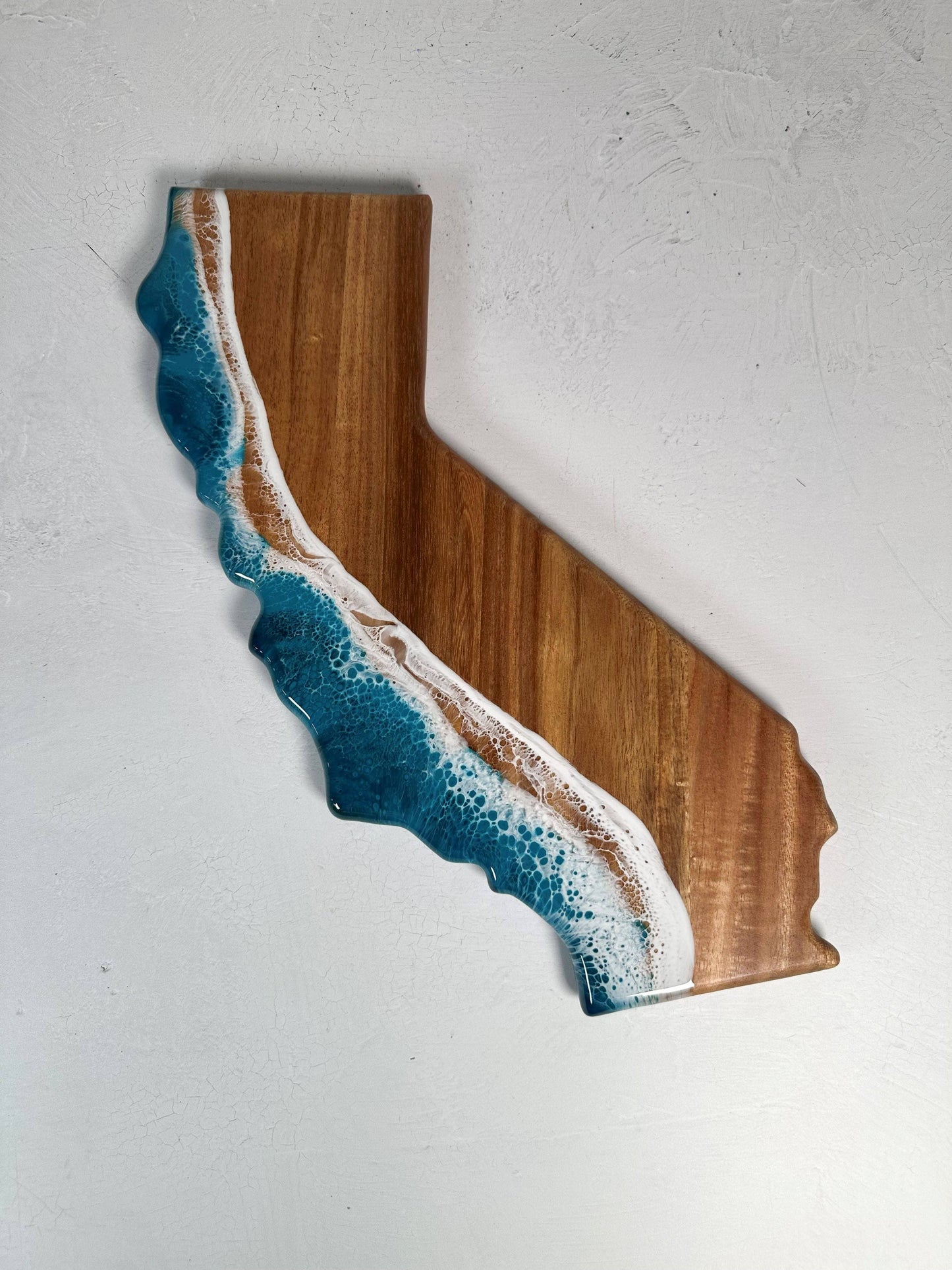 Lynn & Liana Designs State-Shaped Acacia-Resin Cheese Board