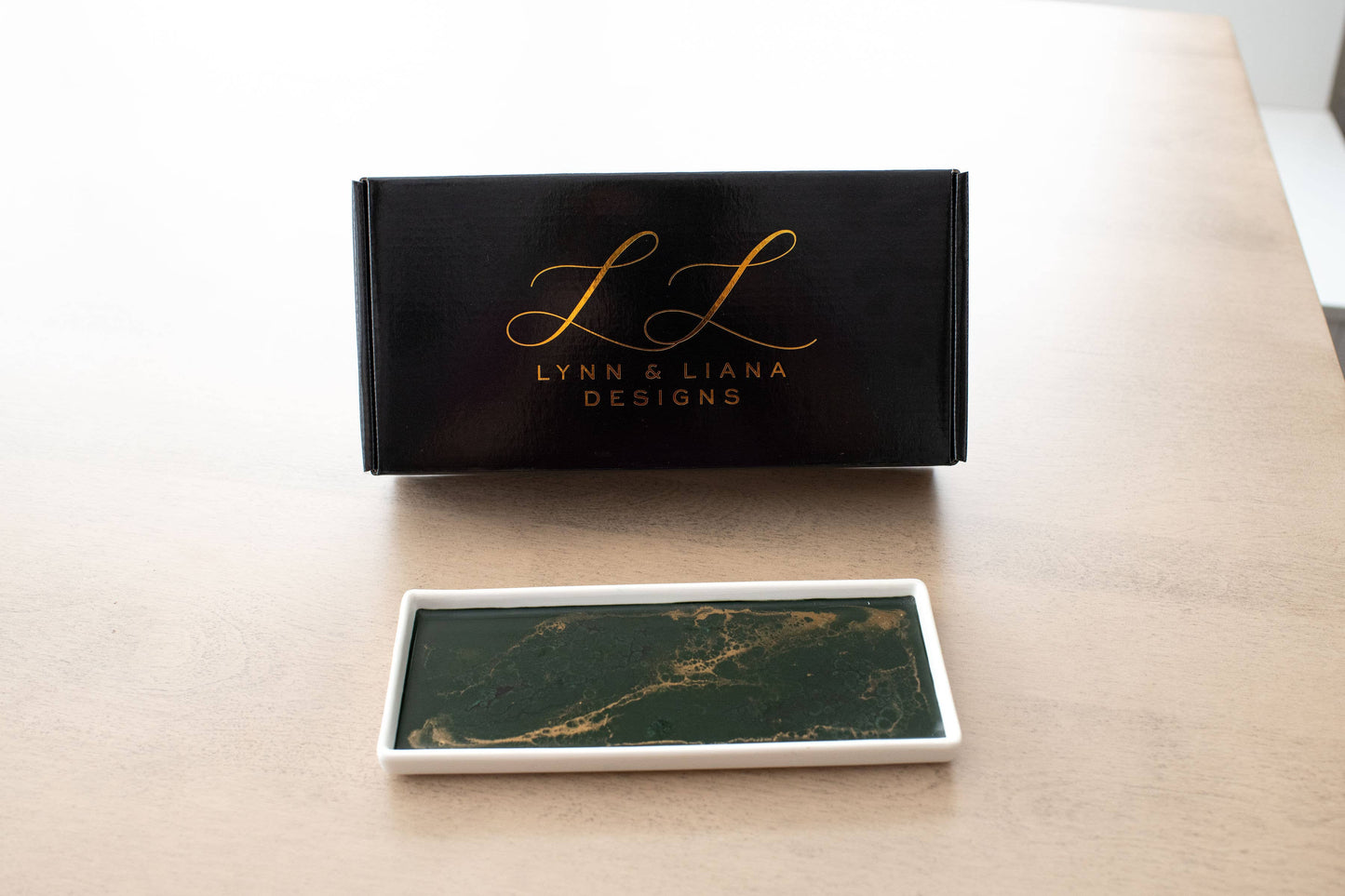 Lynn & Liana Designs Small Resin Ceramic Resin Tray