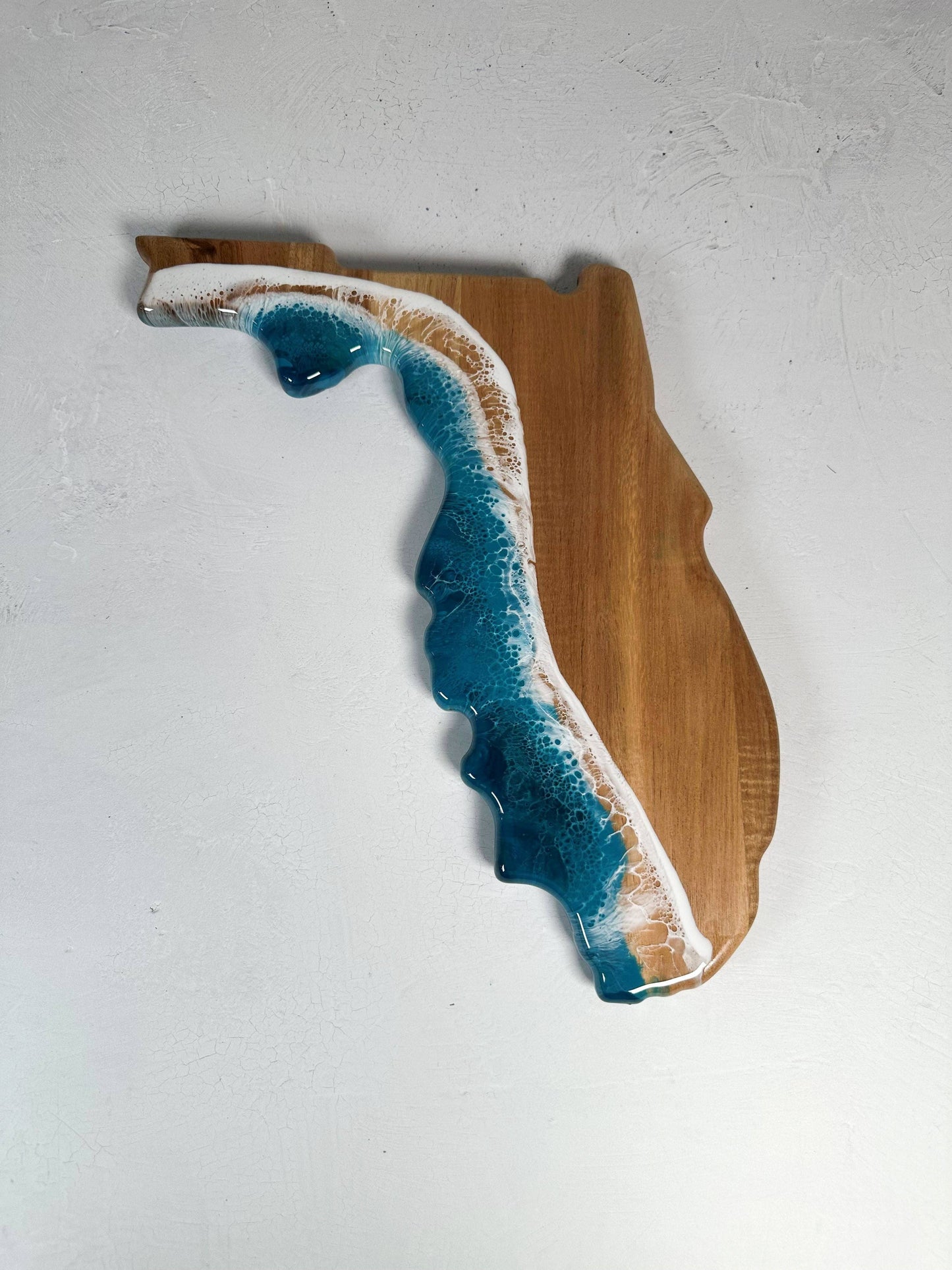 Lynn & Liana Designs State-Shaped Acacia-Resin Cheese Board