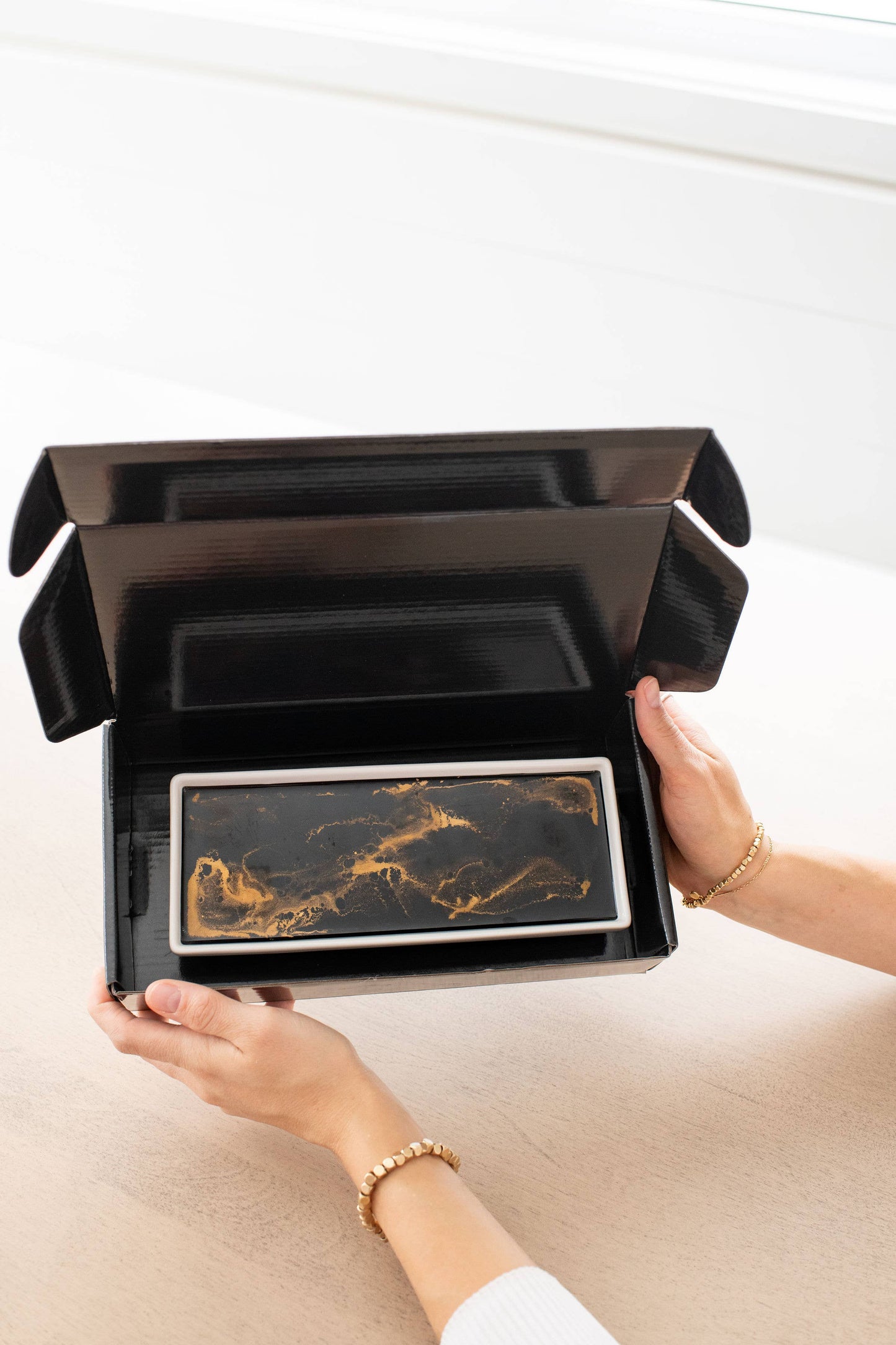 Lynn & Liana Designs Small Resin Ceramic Resin Tray