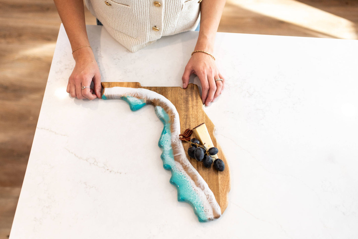 Lynn & Liana Designs State-Shaped Acacia-Resin Cheese Board