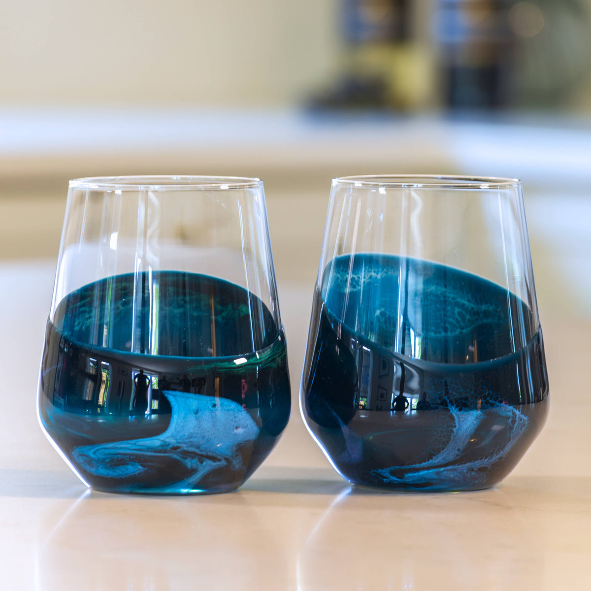 Lynn & Liana Designs Resin Accented Wine Glass Set