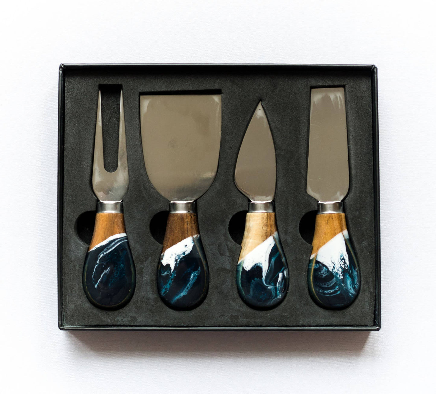 Lynn & Liana Designs Resin Coated Cheese Knife Set - Set of 4
