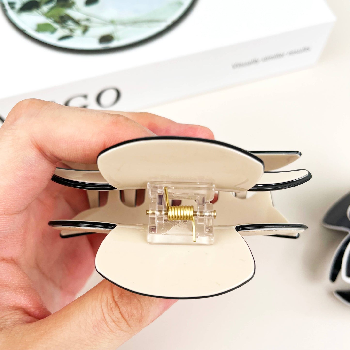 L'Atelier Collection Chanel Inspired Claw Clip