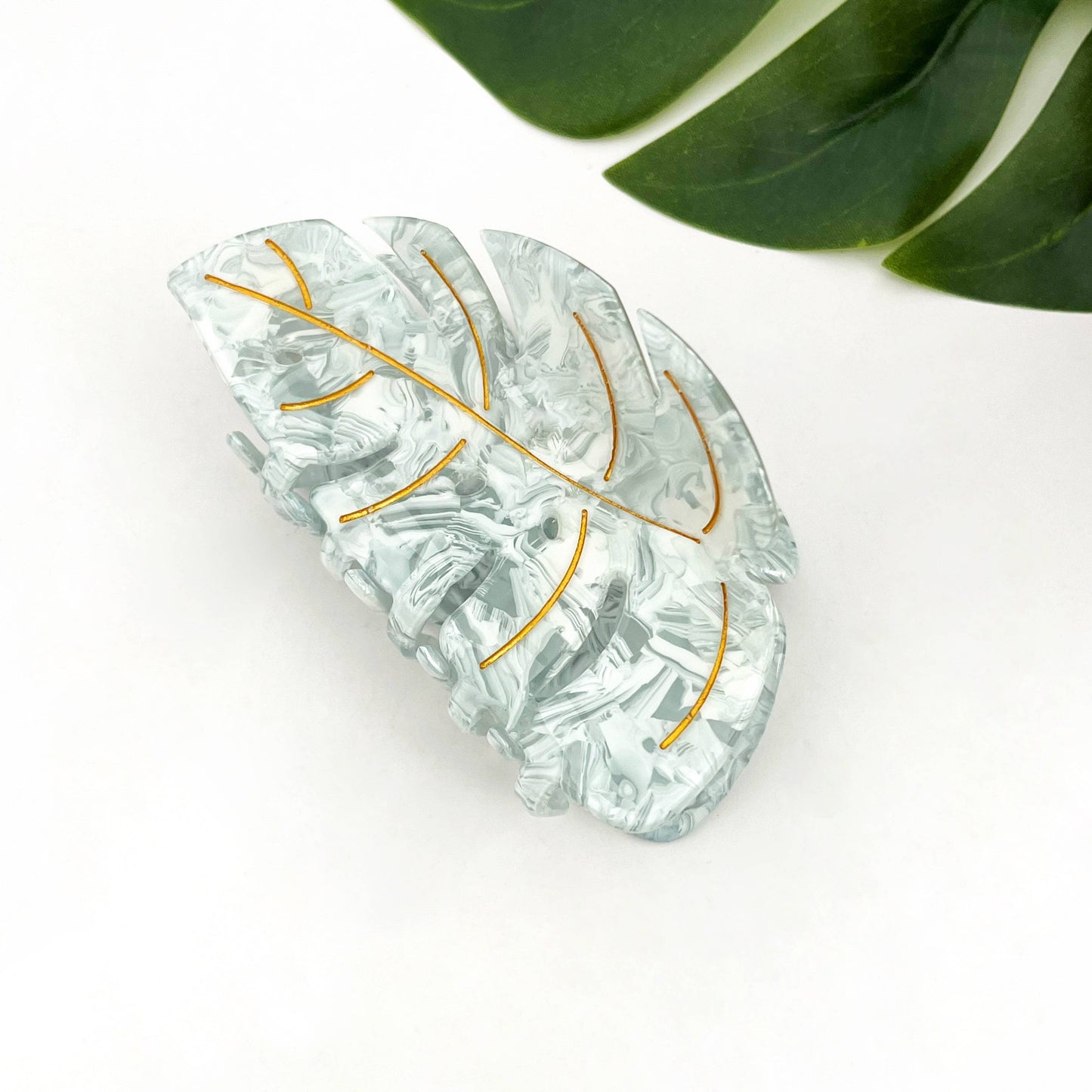 L'Atelier Collection Palm Leaf Claw Clip