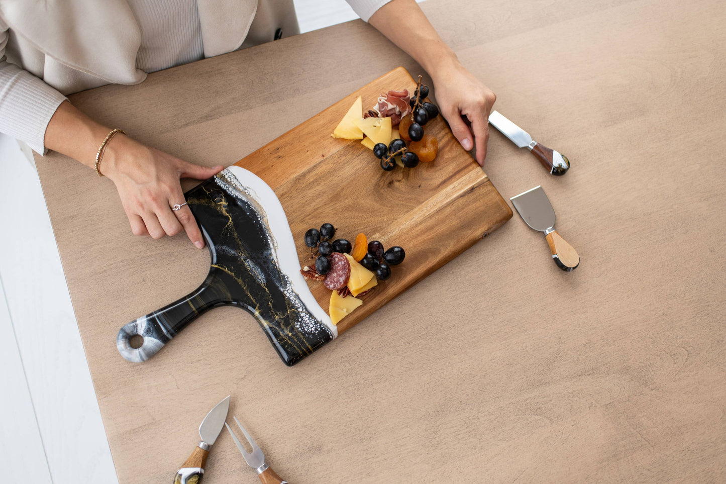 Lynn & Liana Large Resin Charcuterie Board