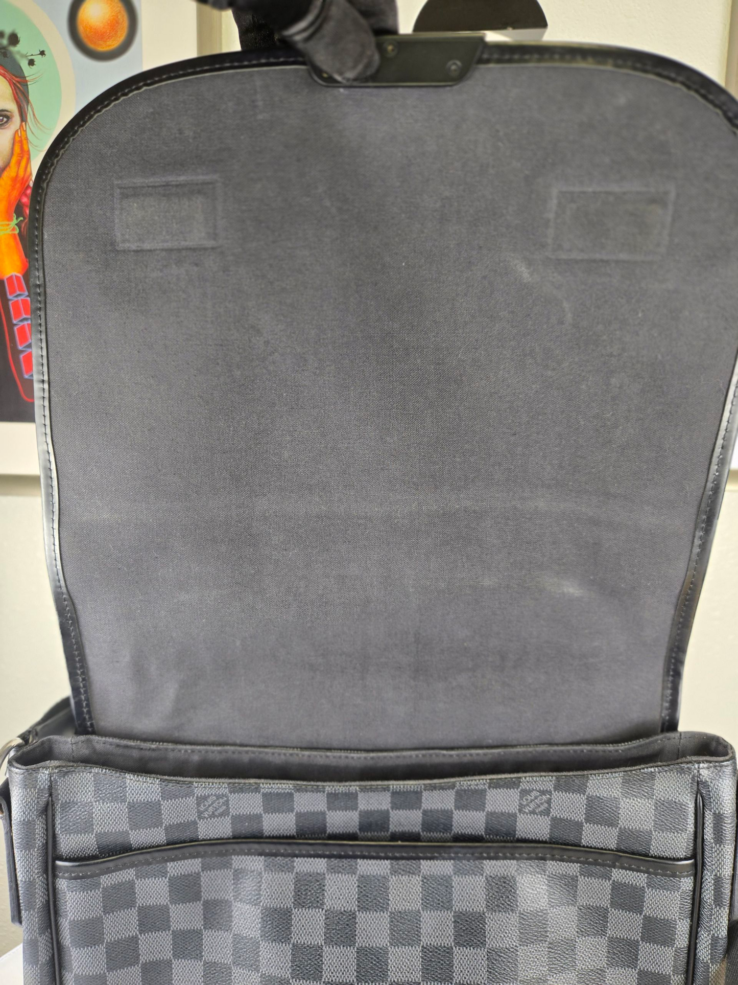 Louis Vuitton Damier Graphite Daniel MM Shoulder Bag - Luxury Preowned