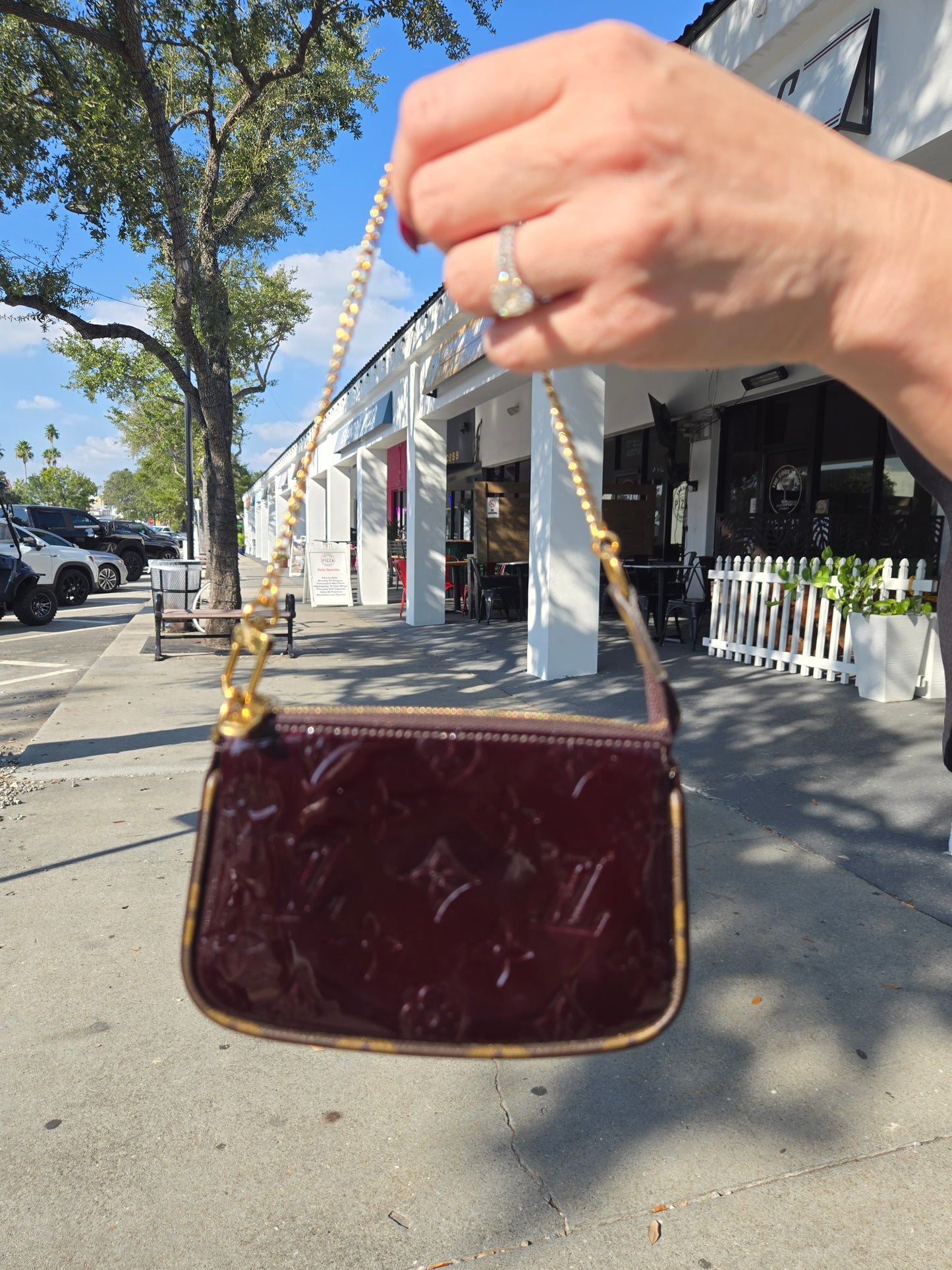 Louis Vuitton Vernis Monogram Mini Accessories Amarante - Luxury Preowned