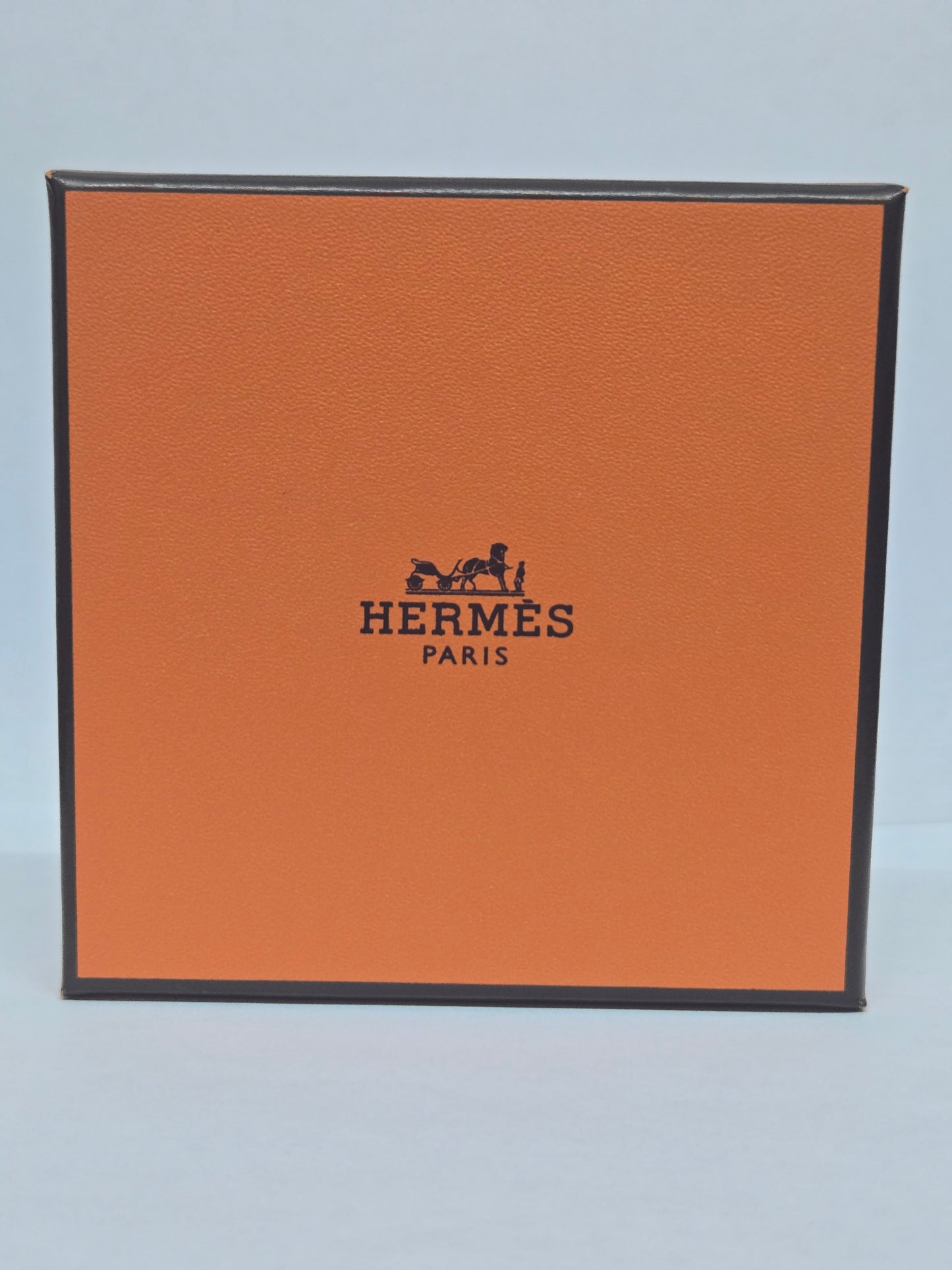 Hermès Narrow Printed Enamel Bangle | Luxury Pre-owned