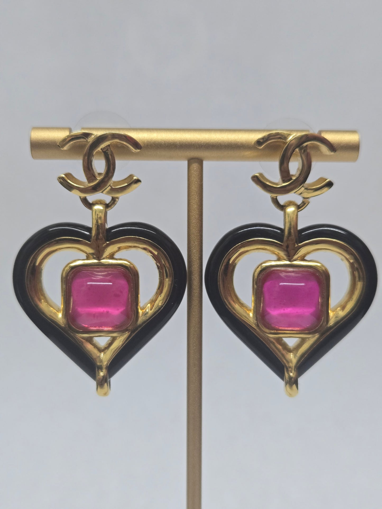 Chanel Black and Pink Heart Drop Earrings | Luxury Pre-owned