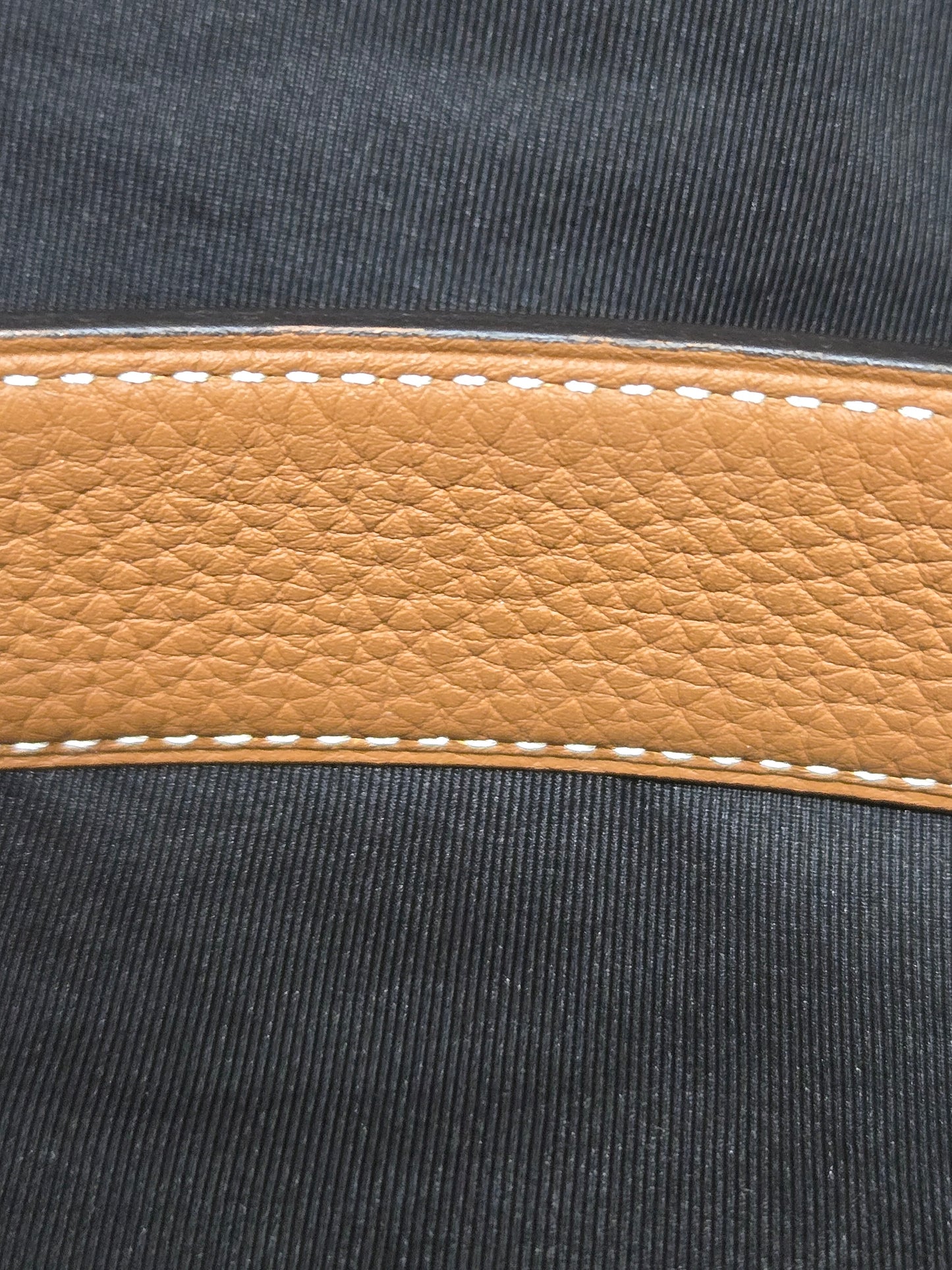 H belt buckle & Reversible Leather Strap | Luxury Pre-owned