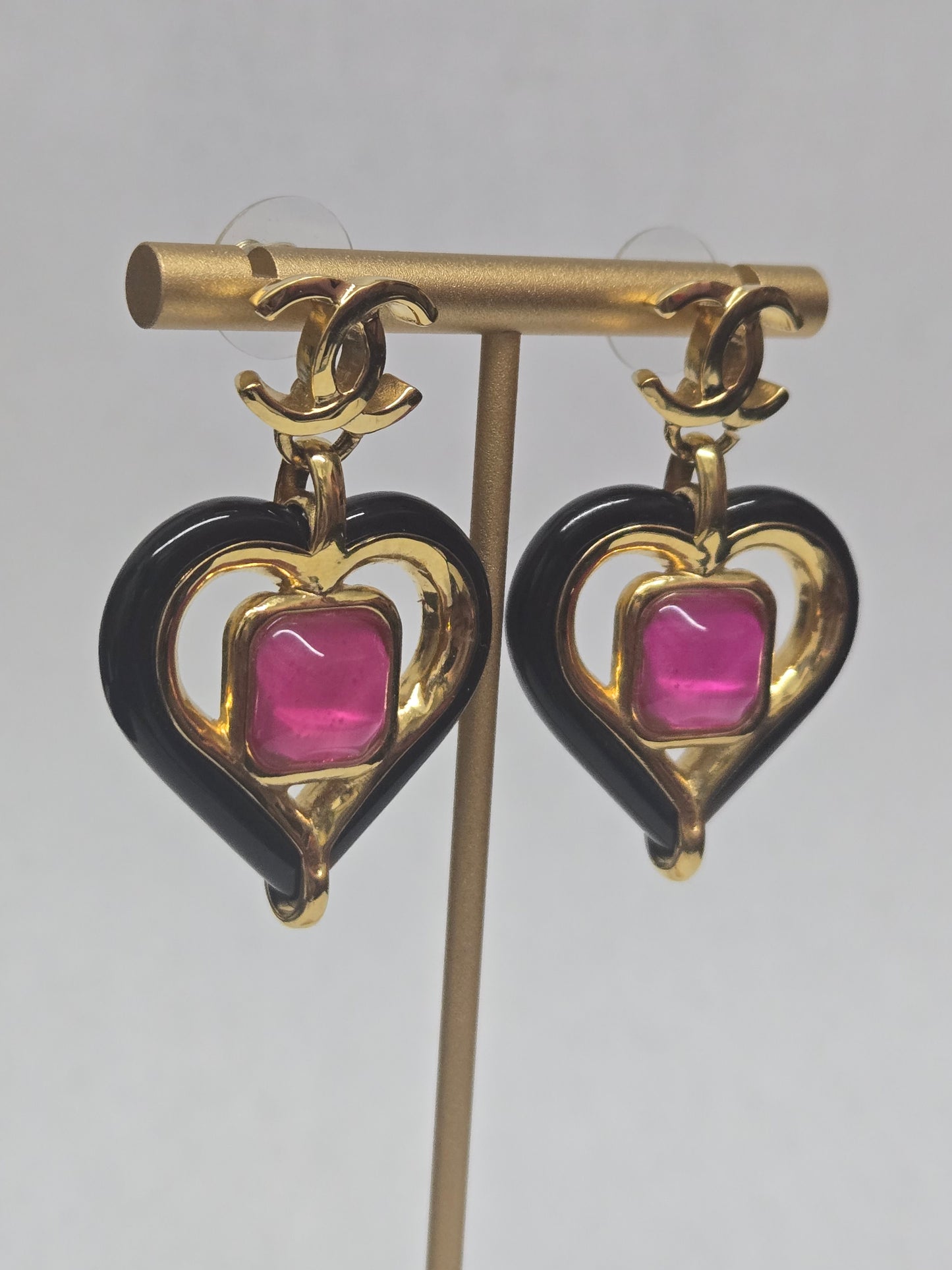 Chanel Black and Pink Heart Drop Earrings | Luxury Pre-owned